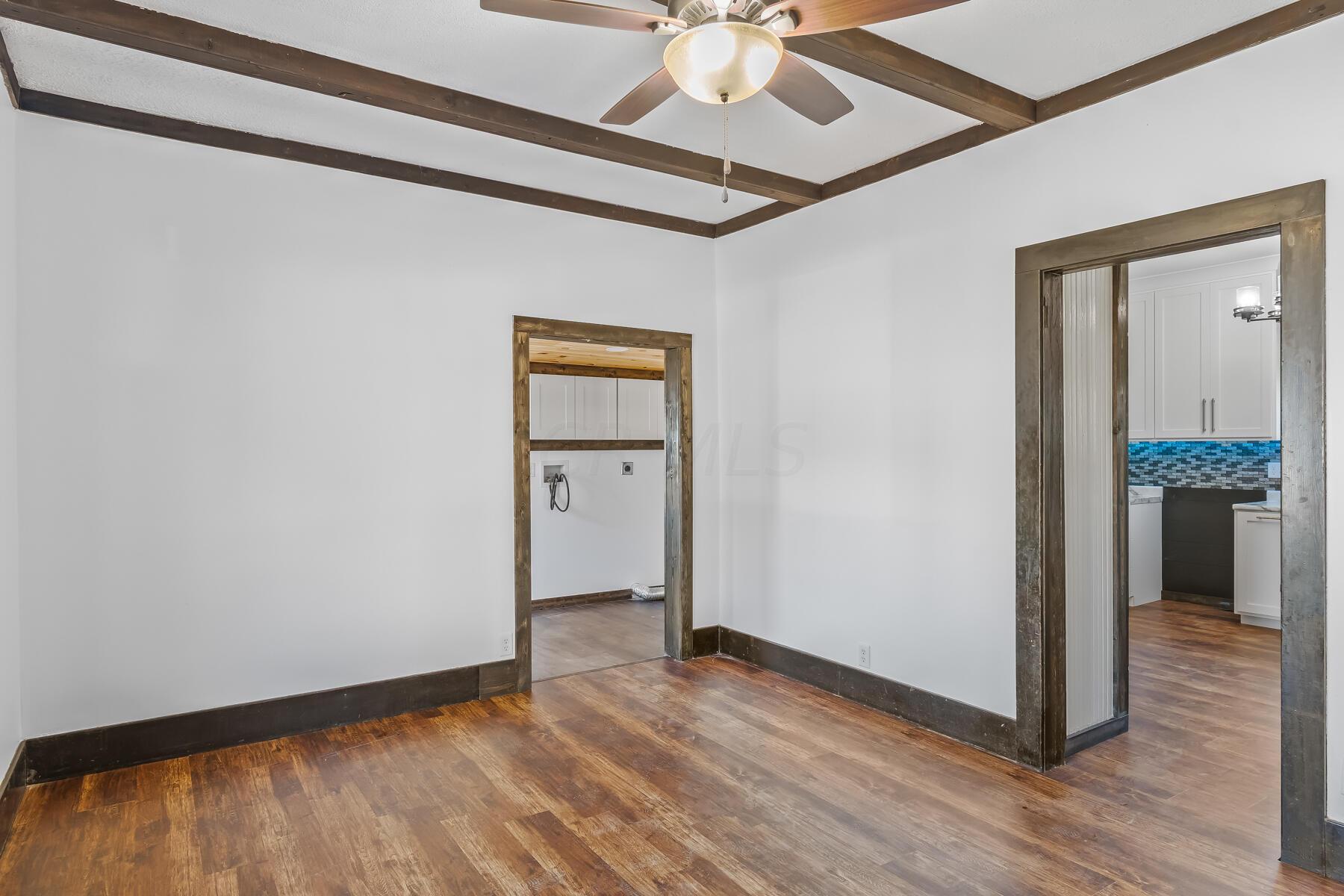 115 W Bomford Street