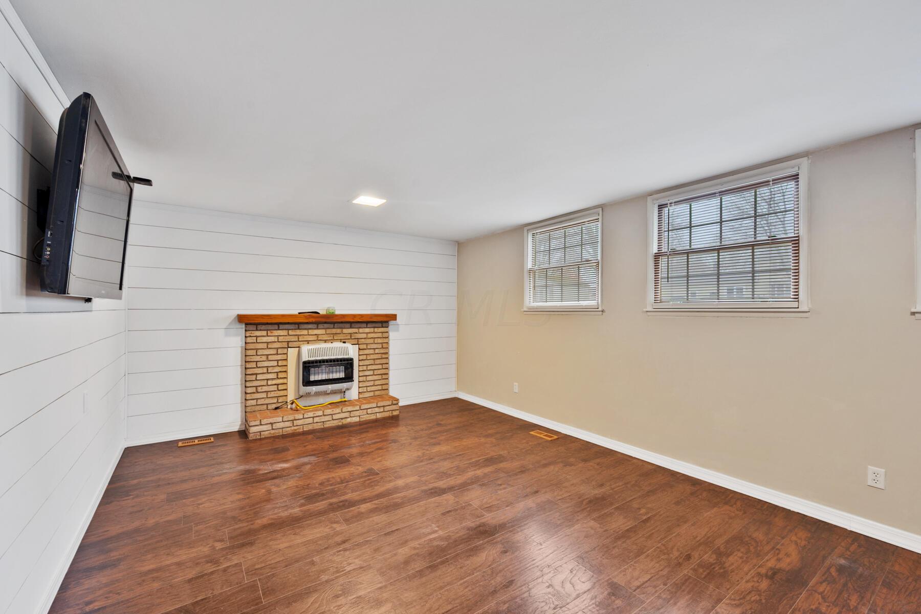 1040 Champagne Drive