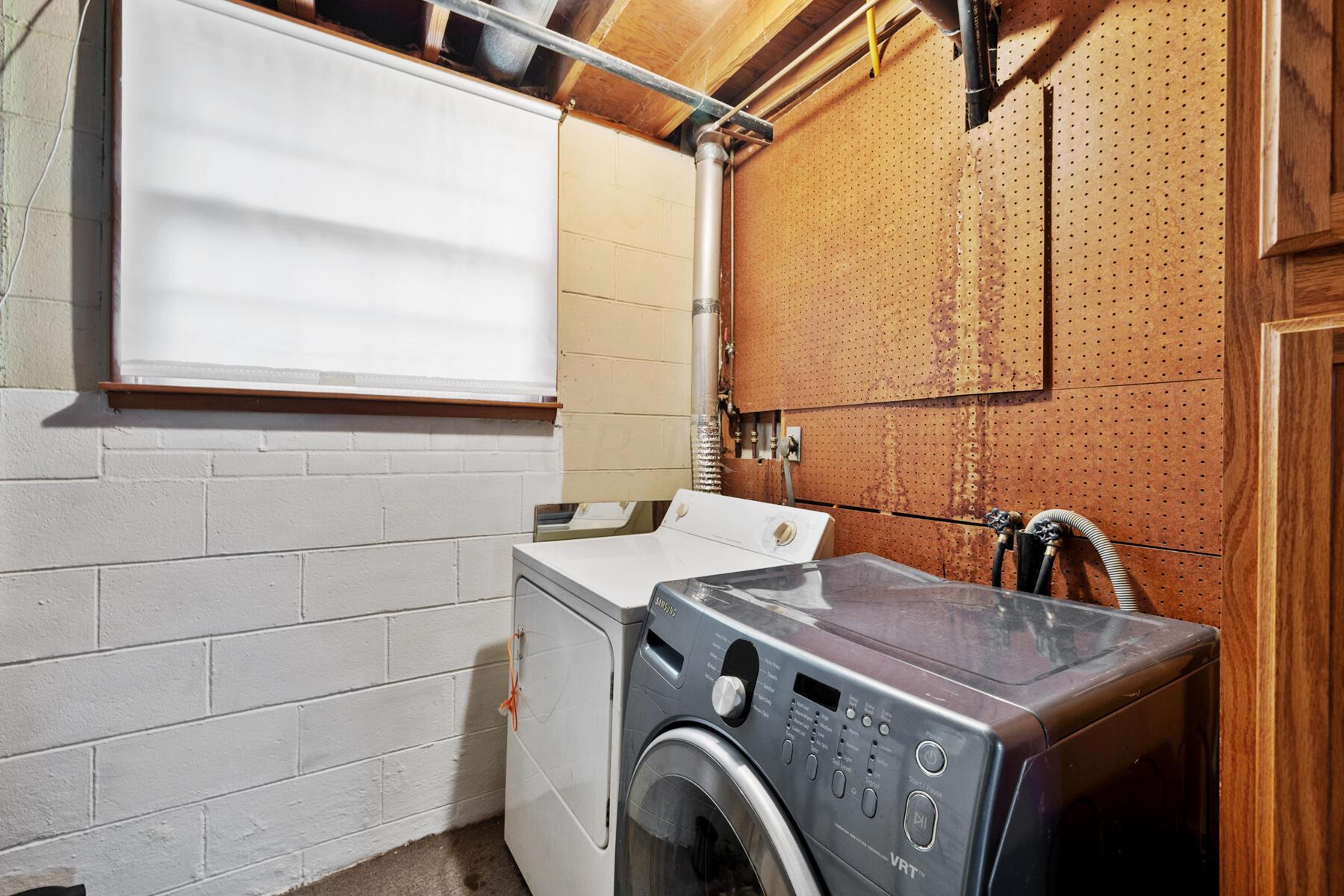 1040 Champagne Drive