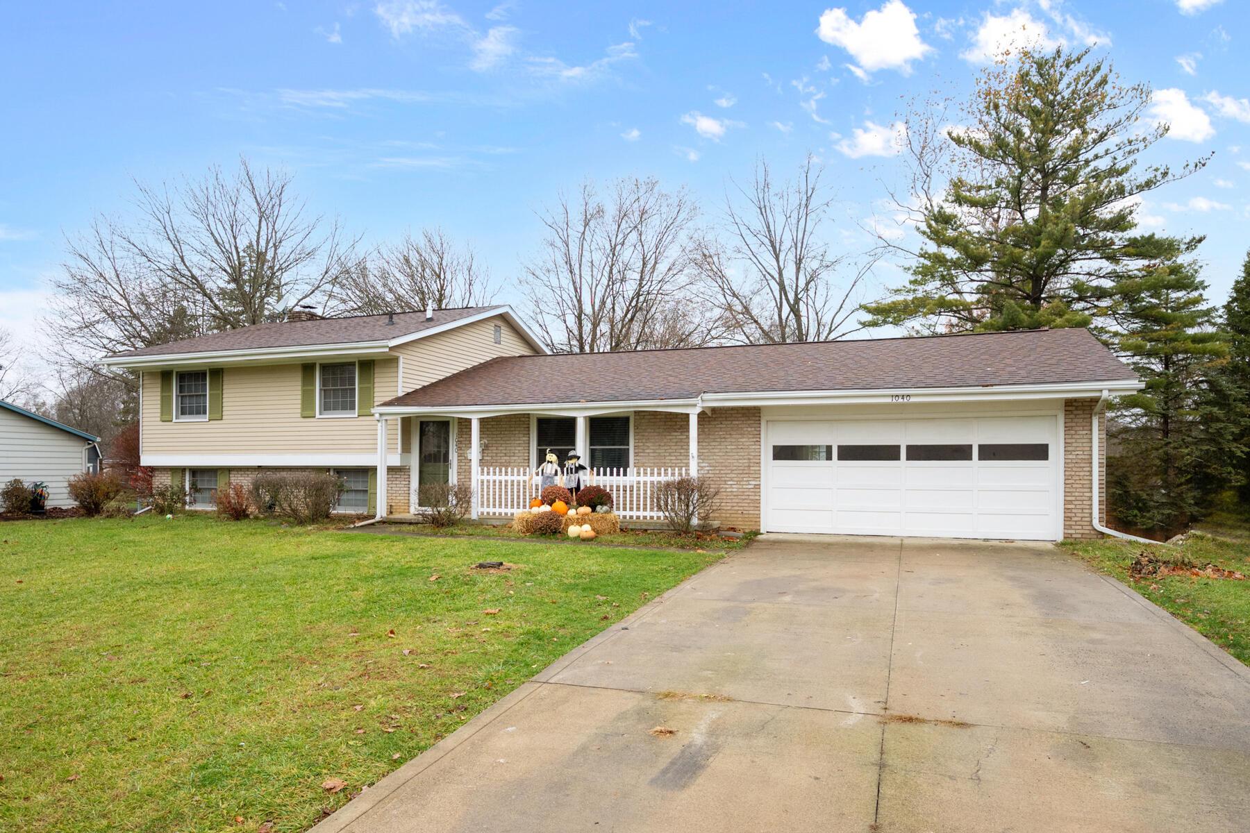 1040 Champagne Drive