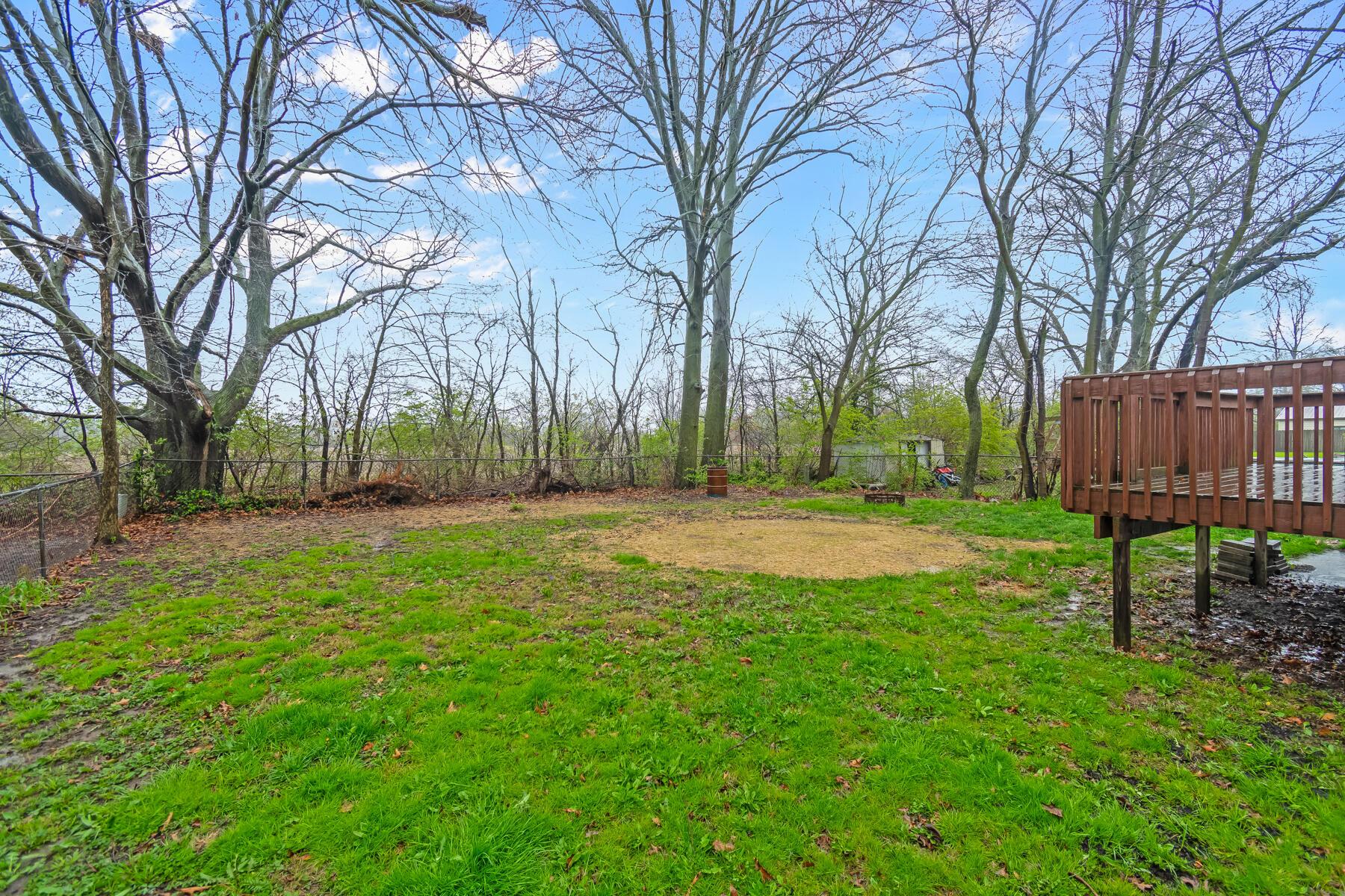 1127 Fairwood Avenue