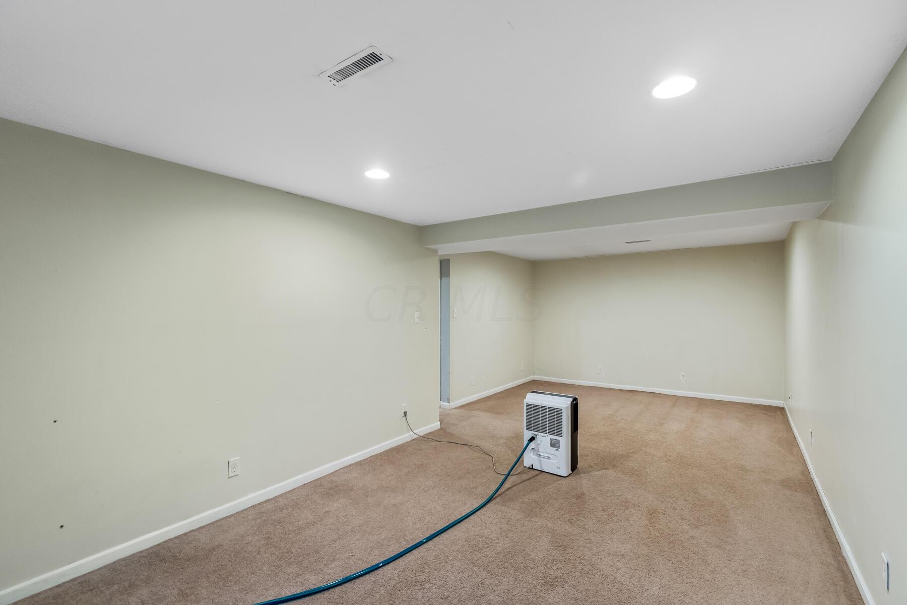 1127 Fairwood Avenue