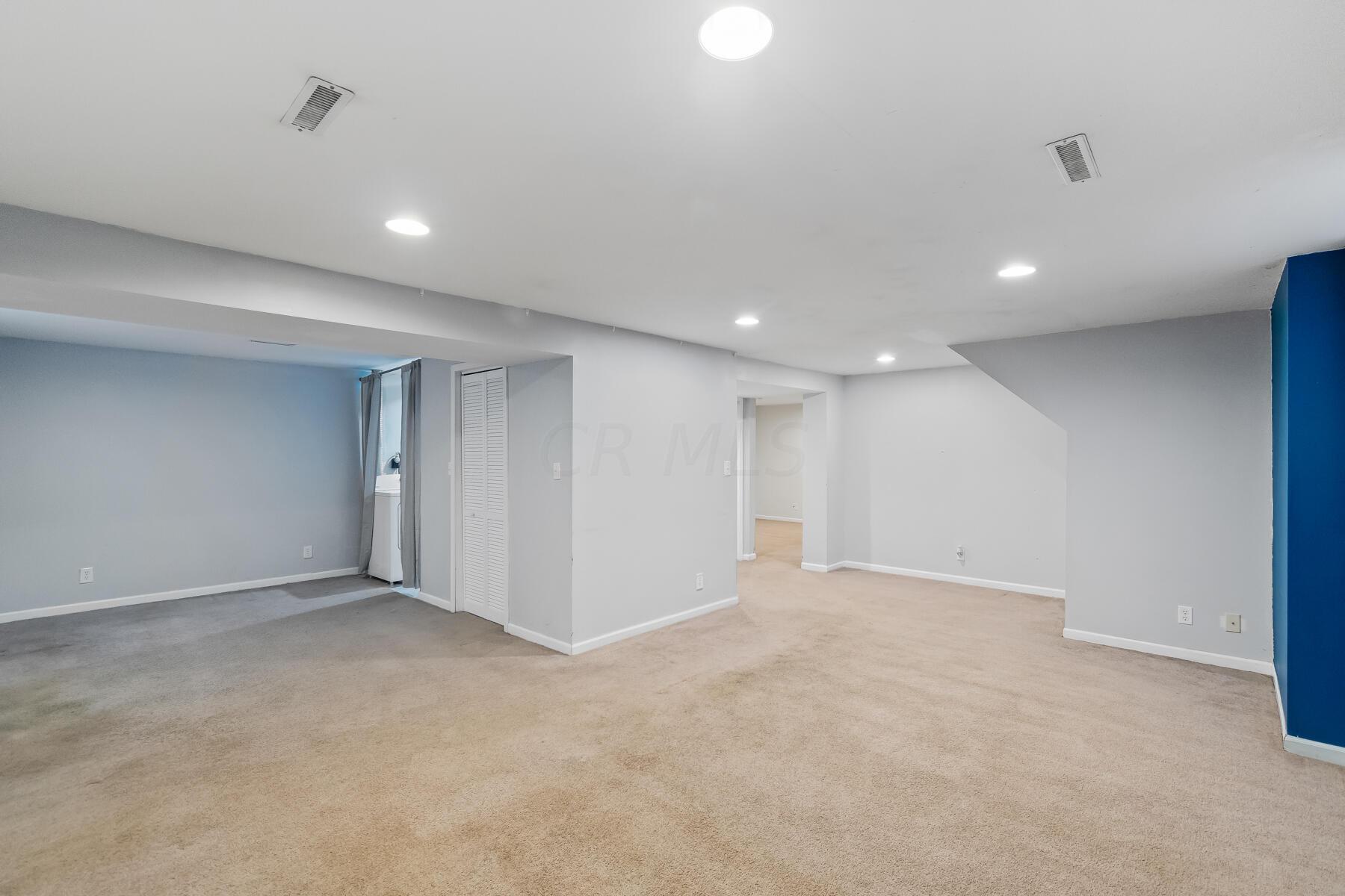 1127 Fairwood Avenue