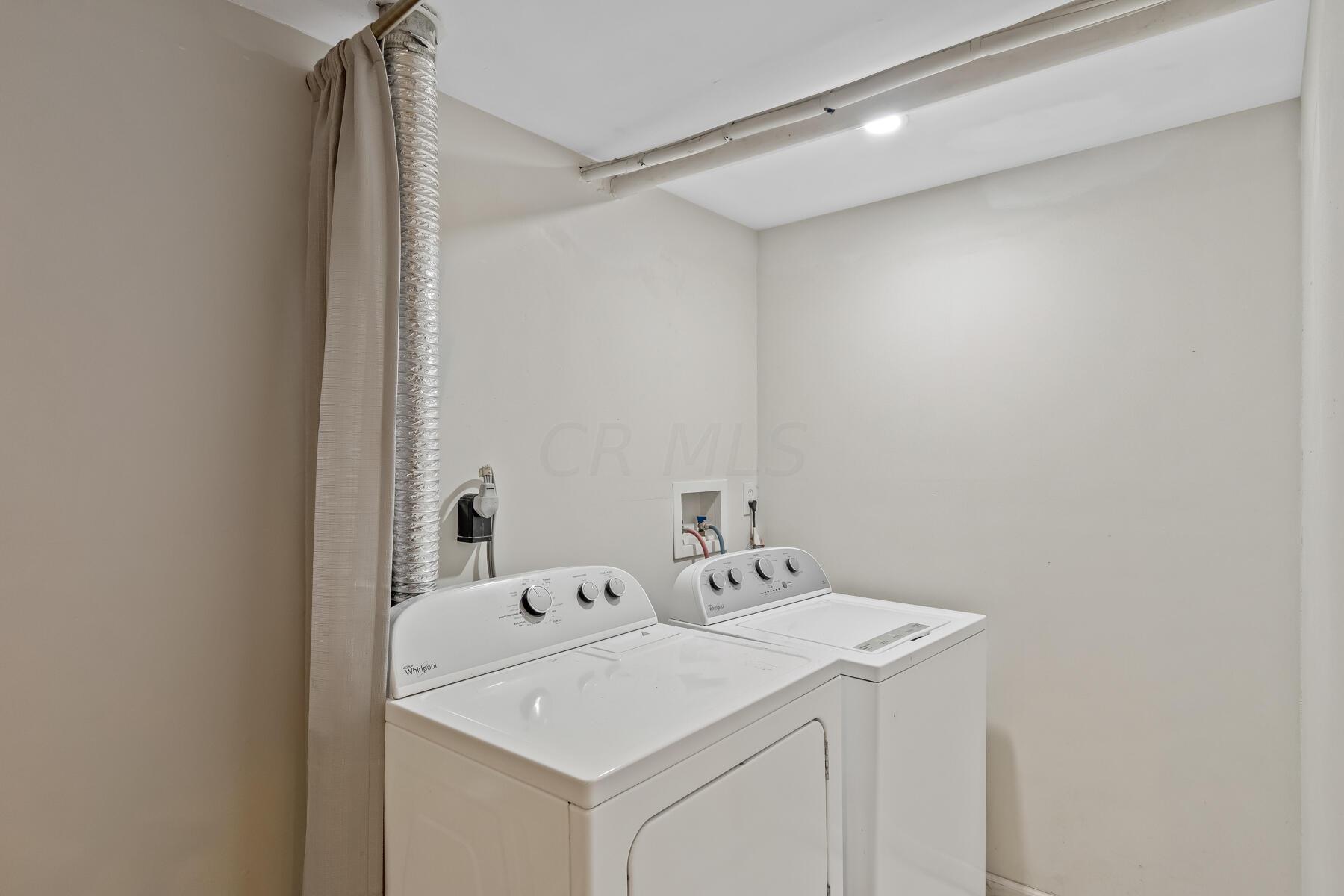 1127 Fairwood Avenue