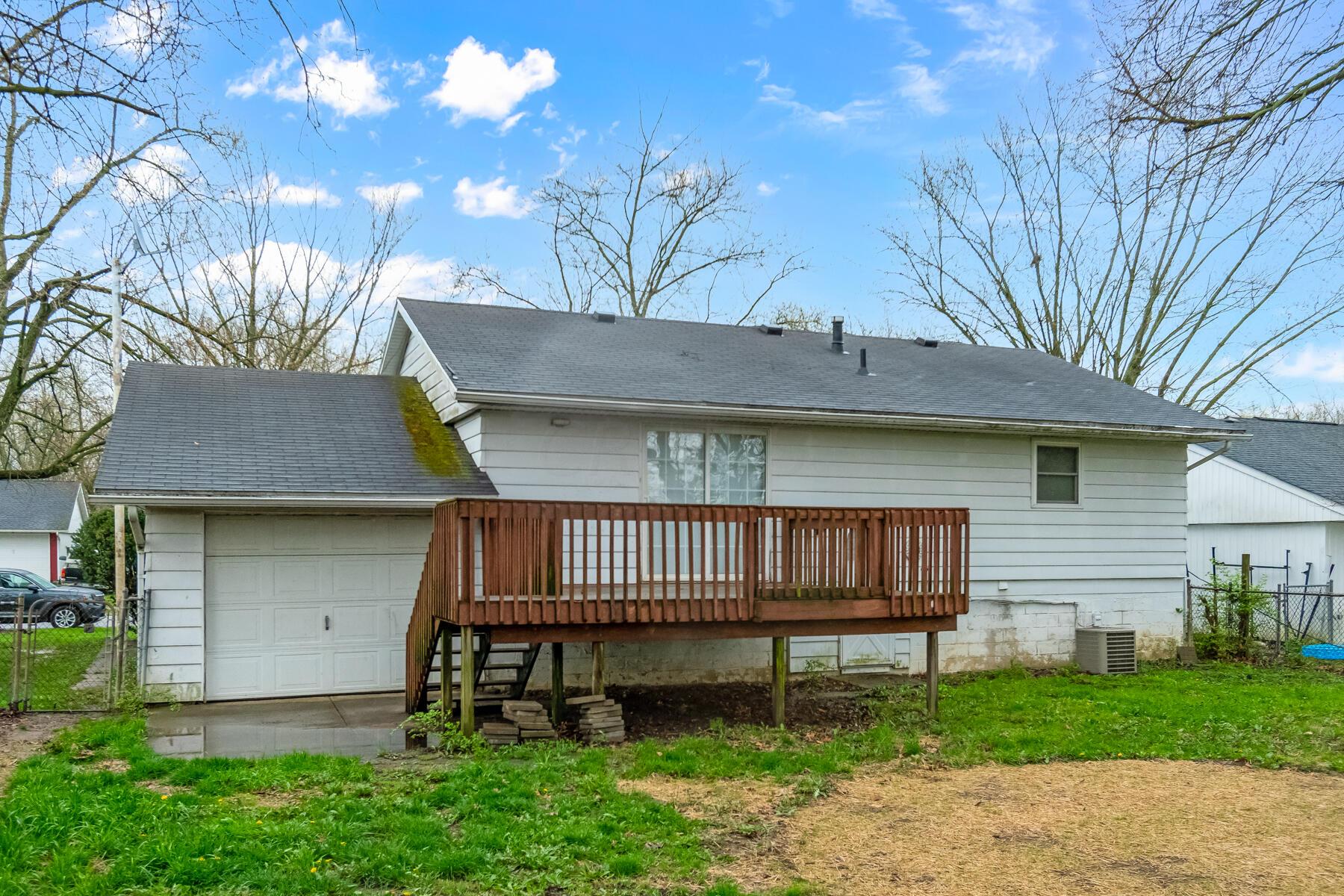 1127 Fairwood Avenue