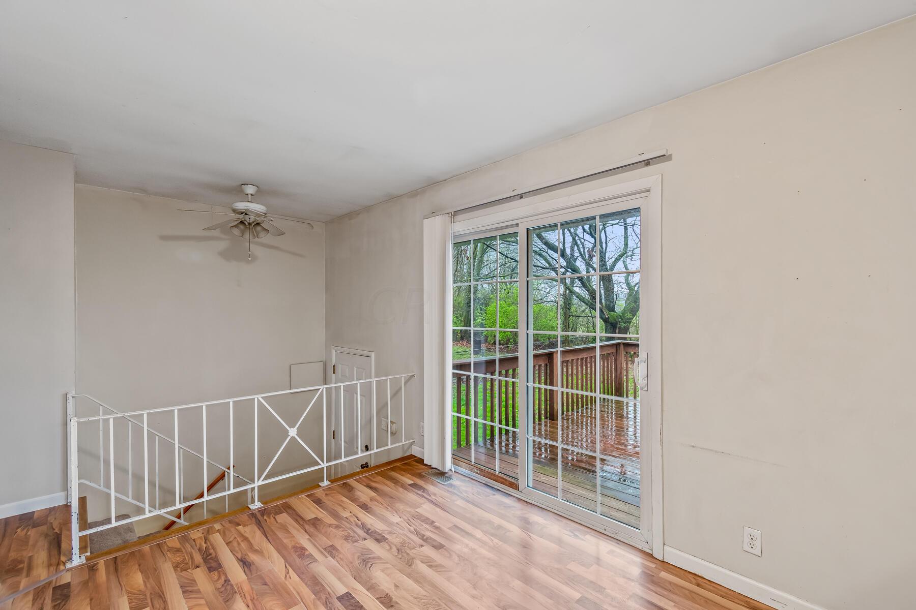 1127 Fairwood Avenue