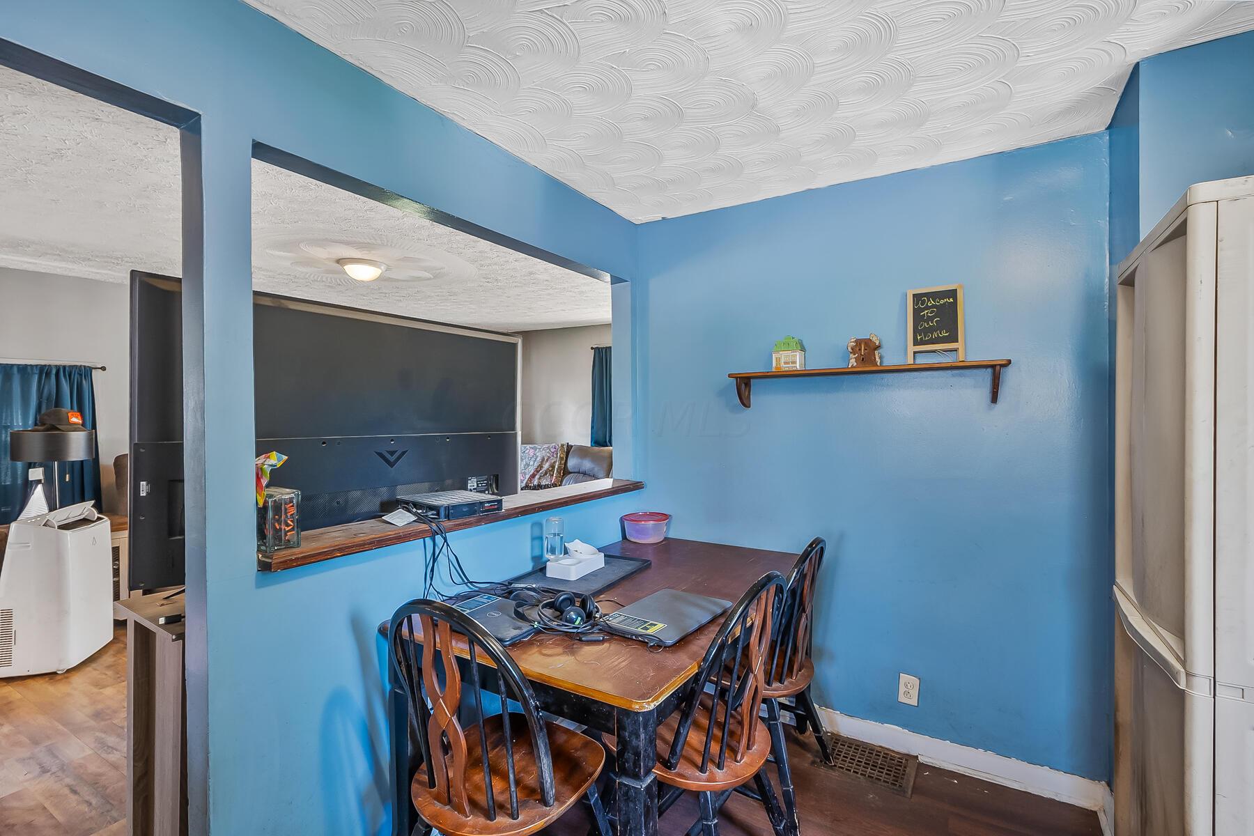 1002 Congress Street