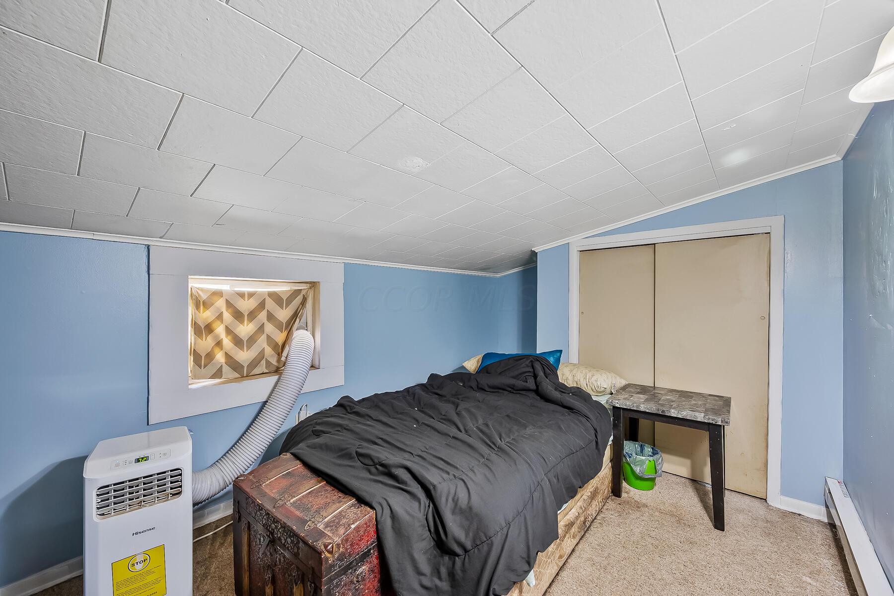 1002 Congress Street