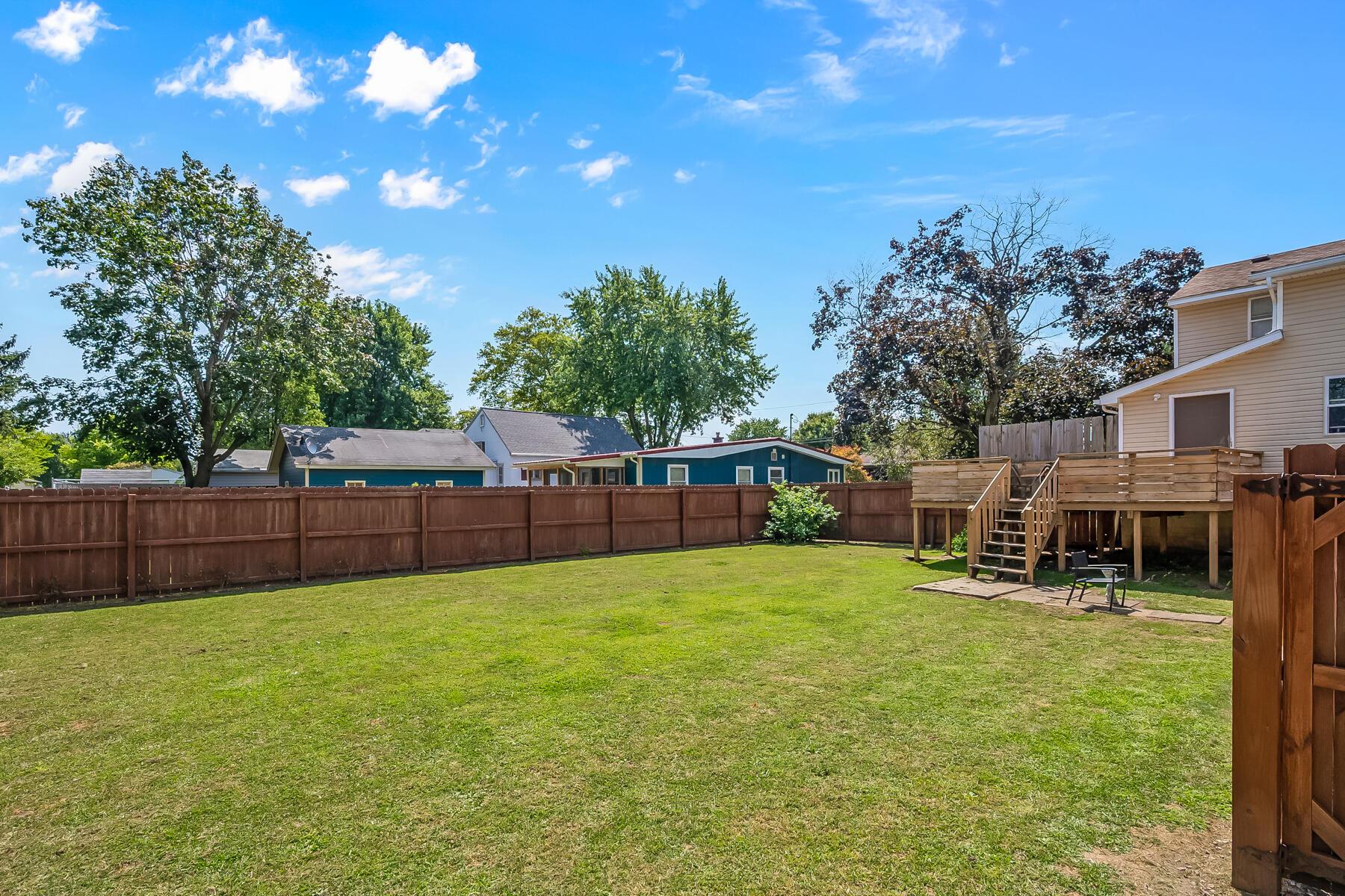 1002 Congress Street