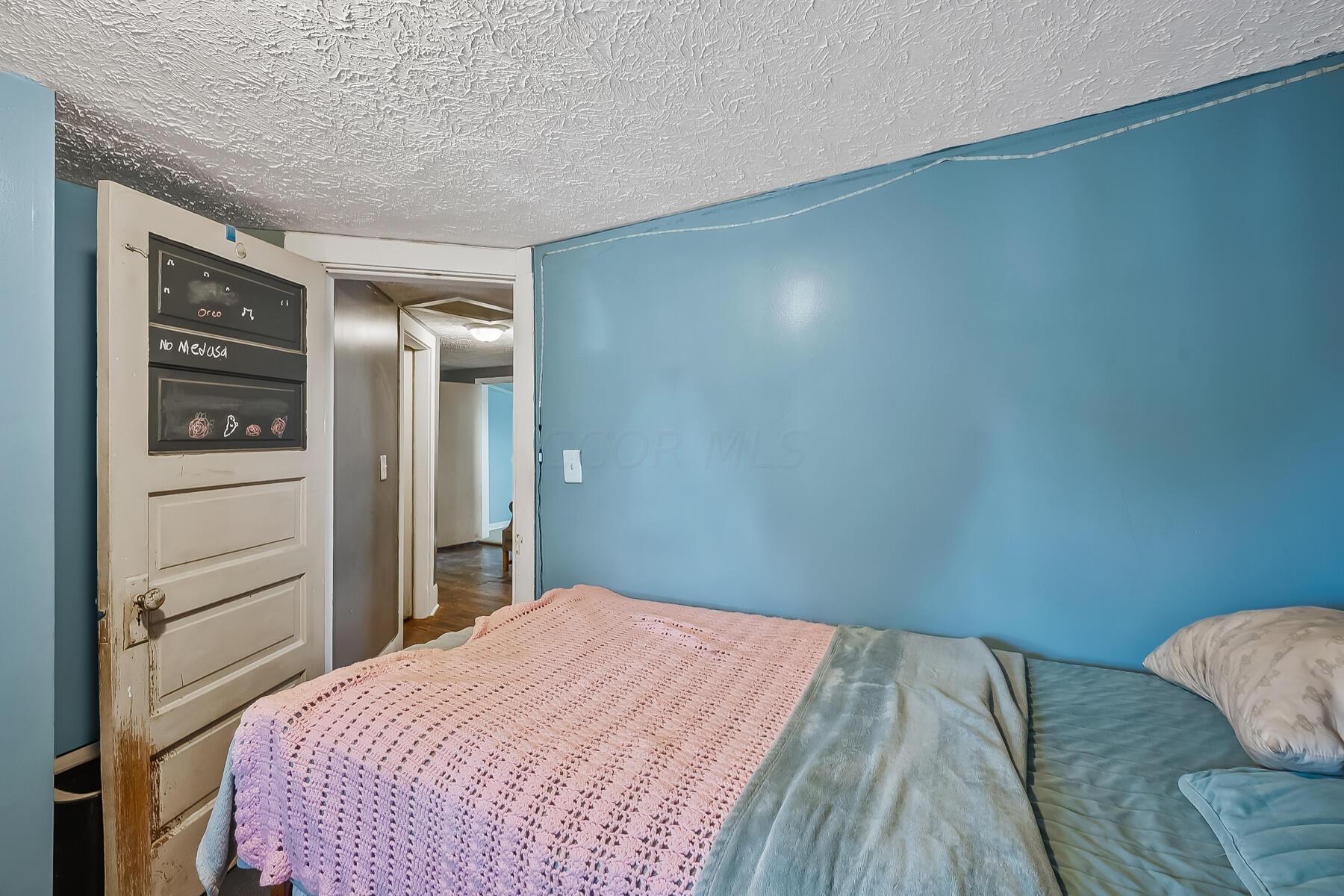 1002 Congress Street