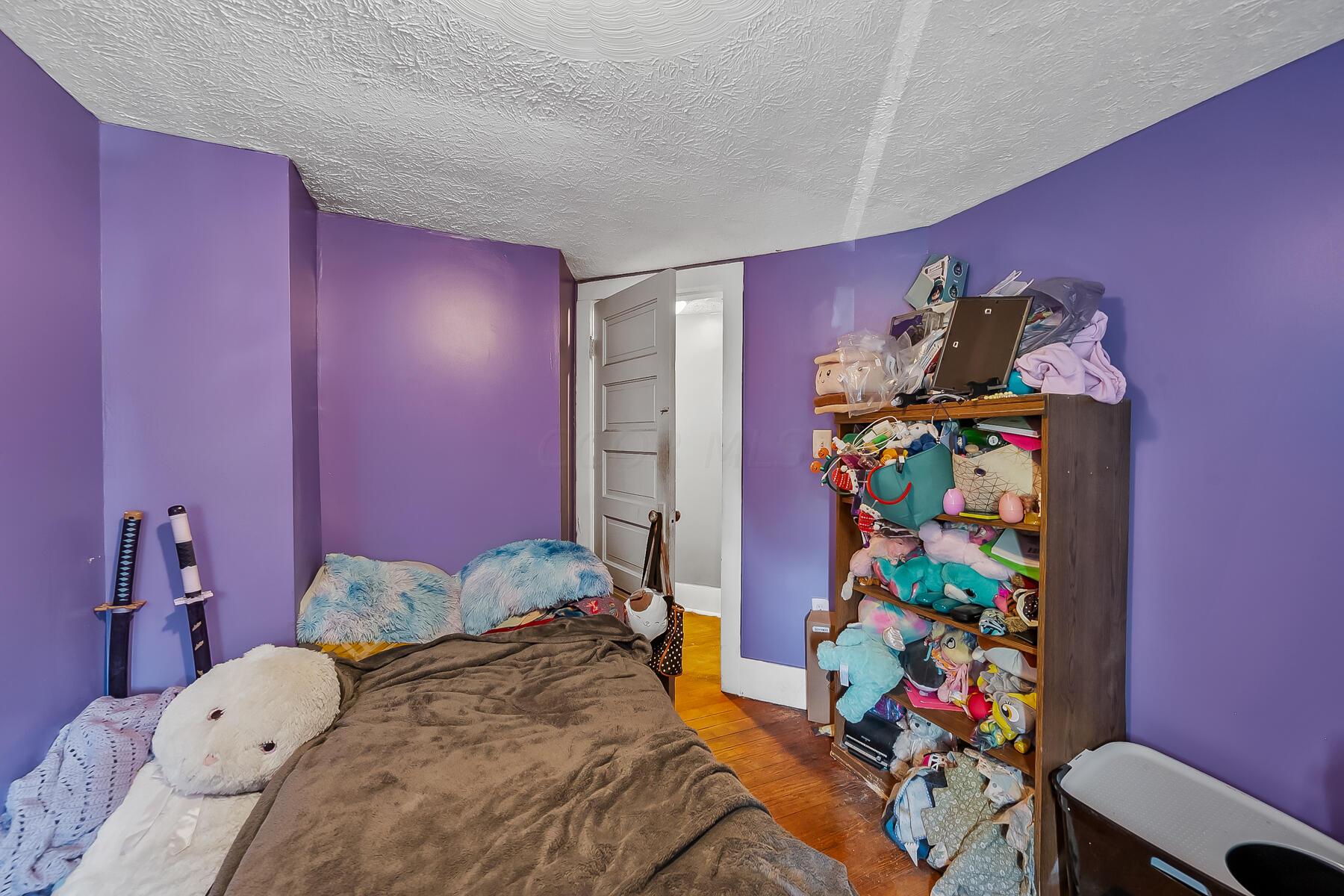 1002 Congress Street