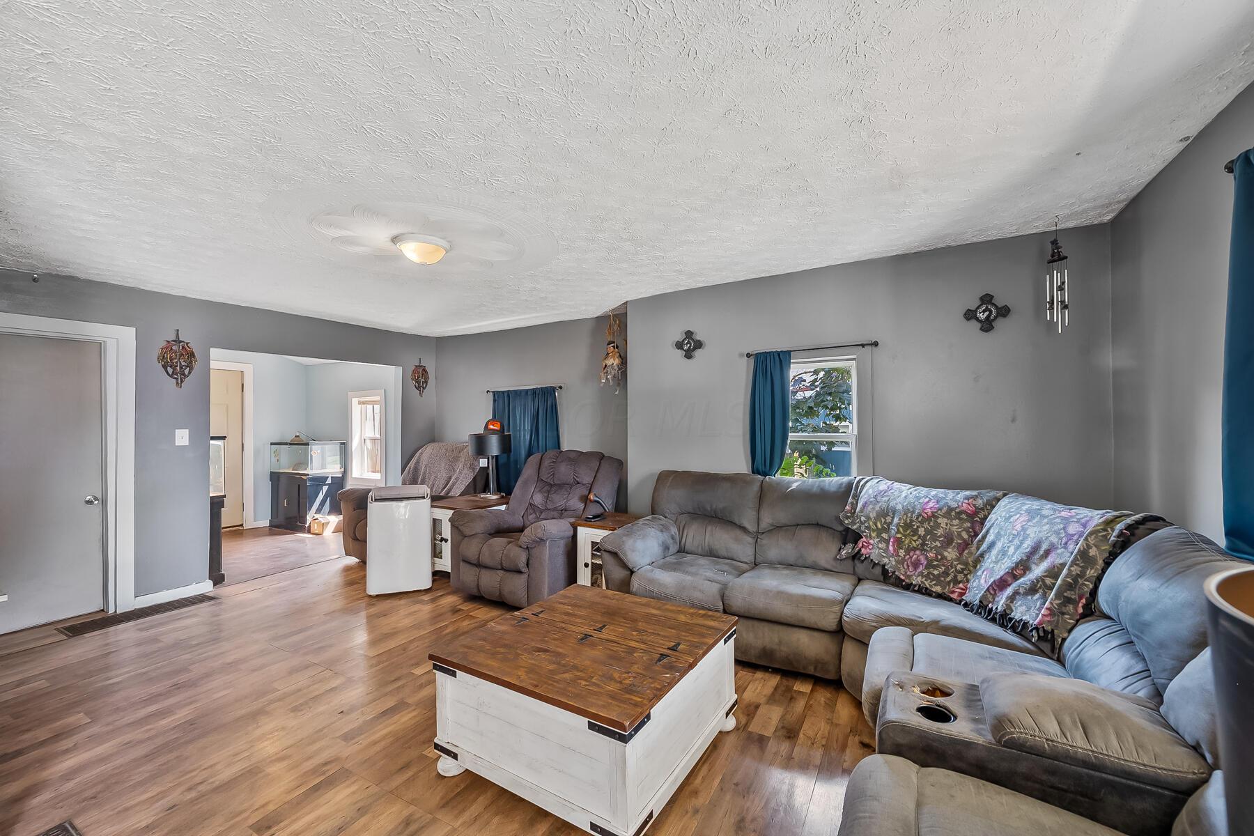 1002 Congress Street