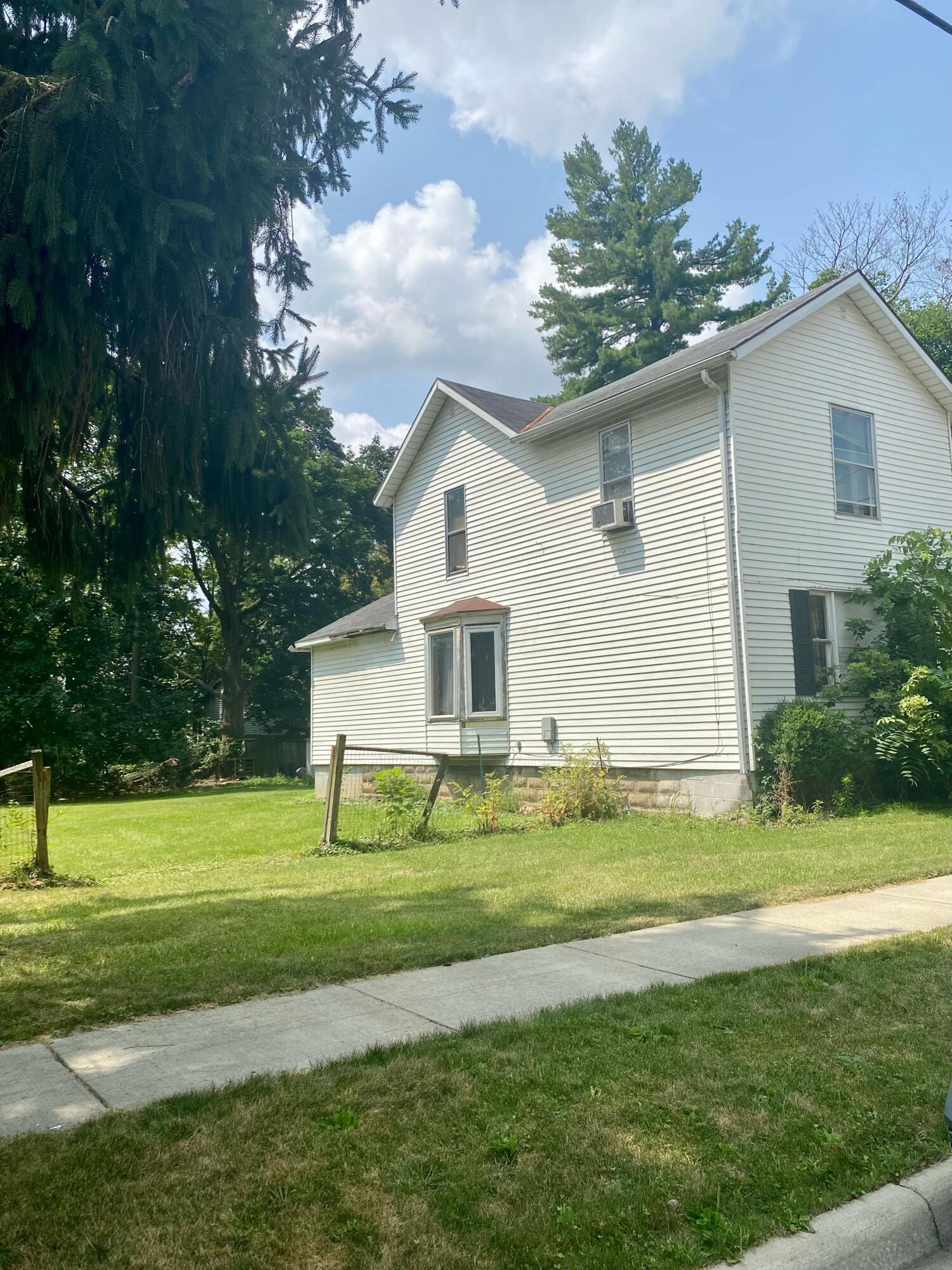 443 E Farming Street