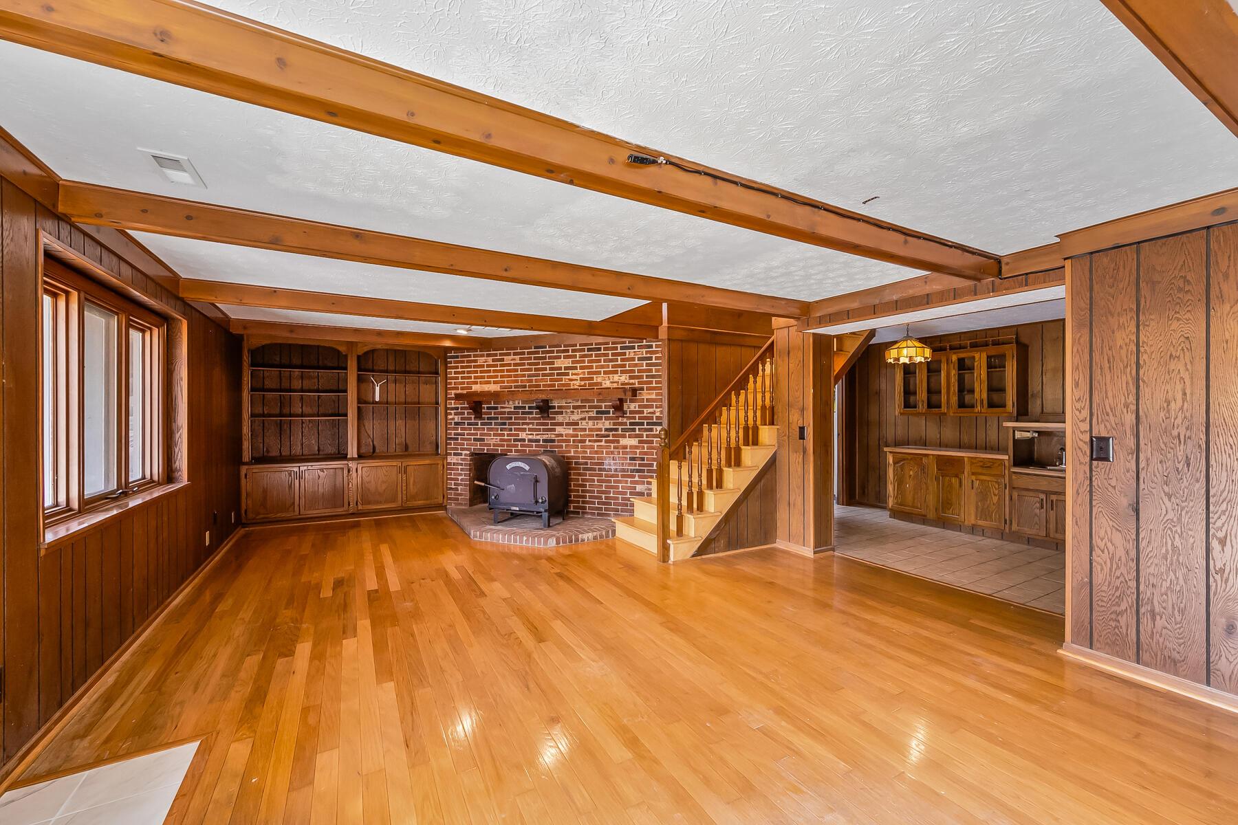 7753 Merchant Road