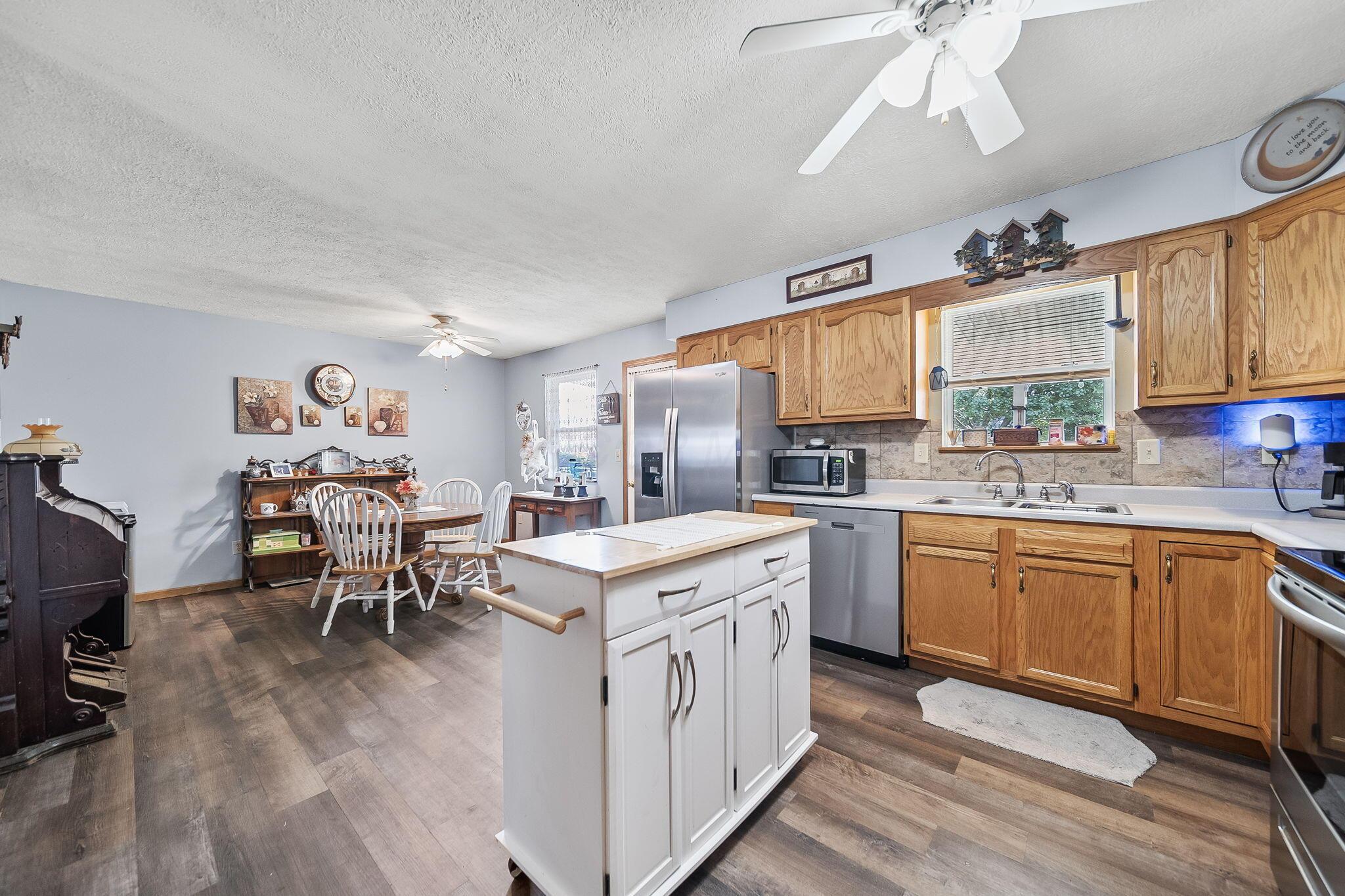 1250 Grenada Drive