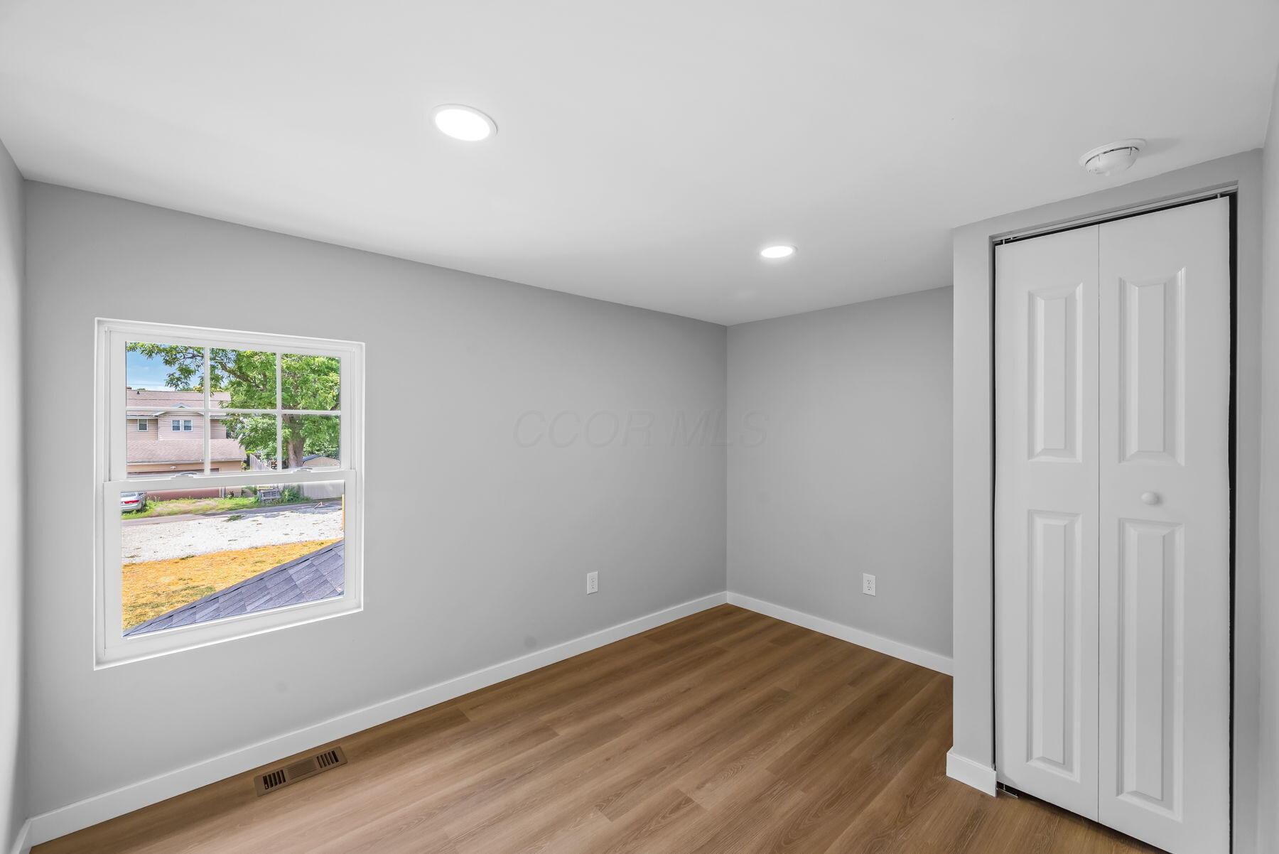 225 S Grand Avenue