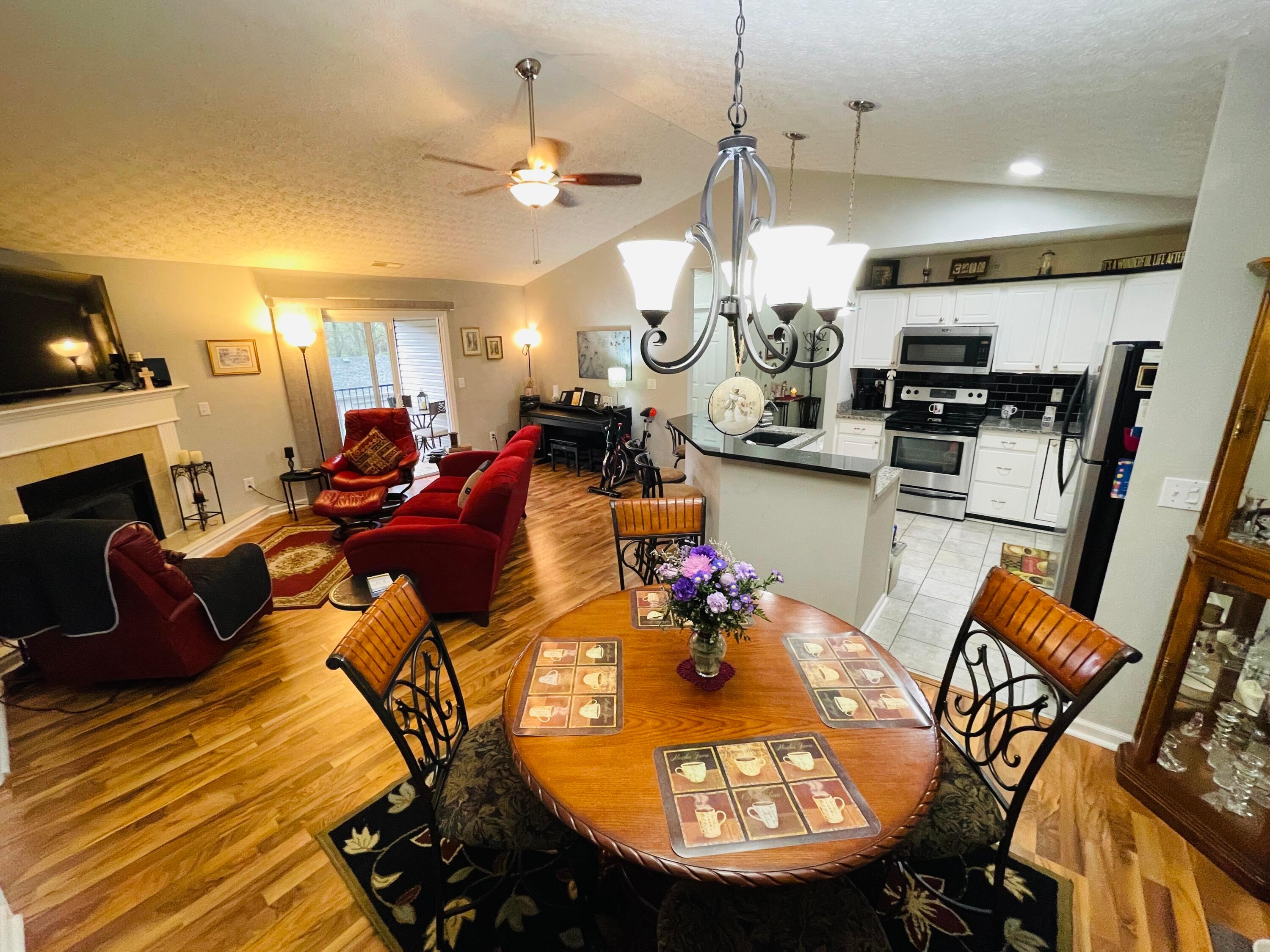 218 Shelbourne Forest Way