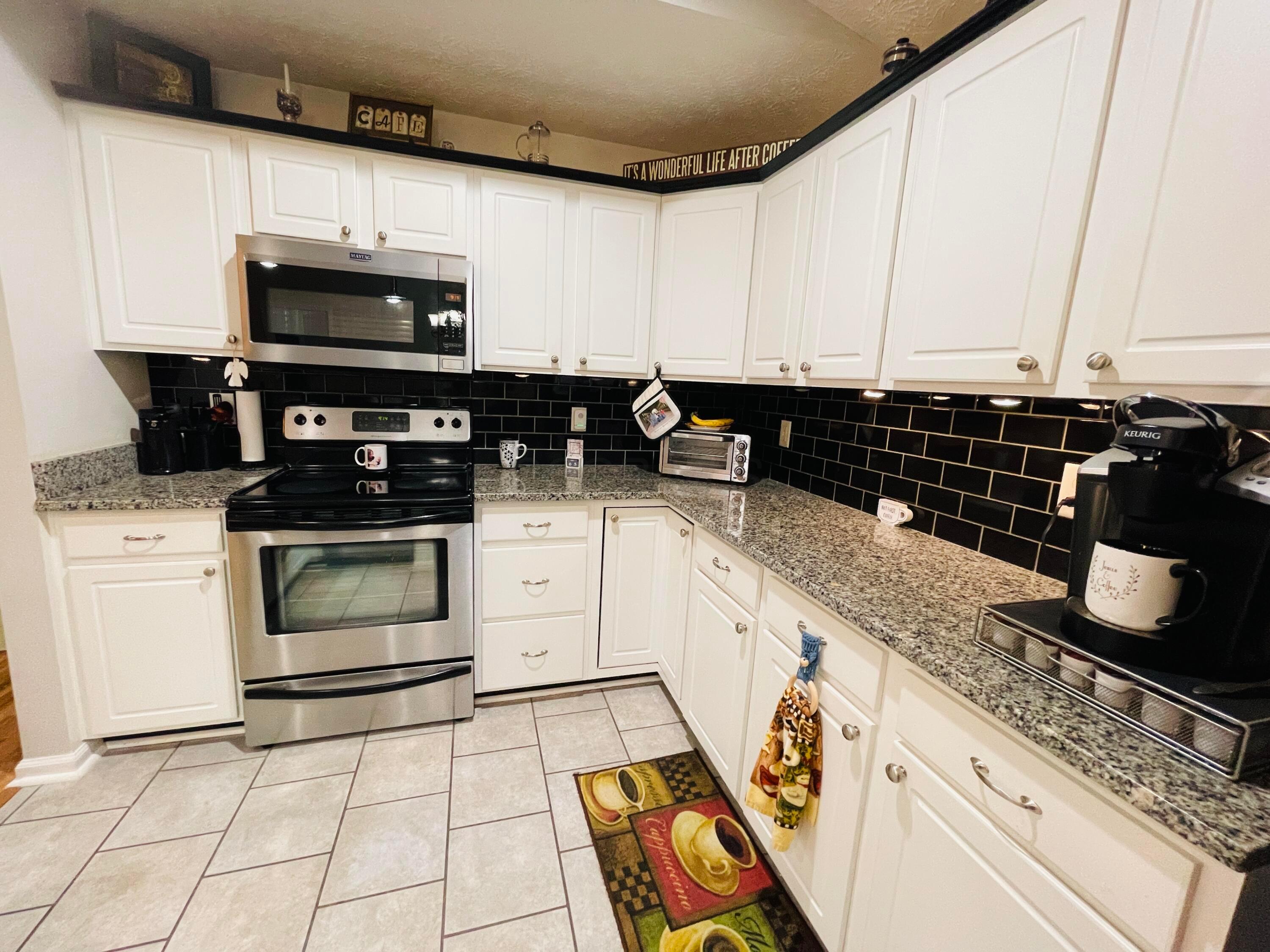 218 Shelbourne Forest Way