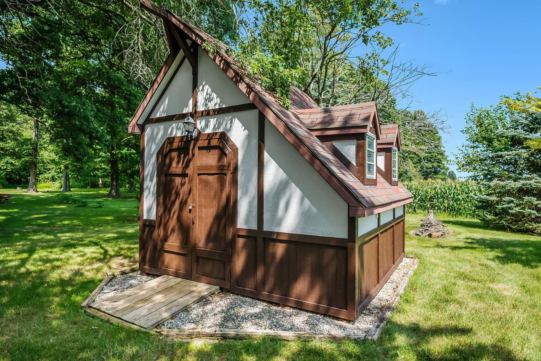 4808 Hughes Road
