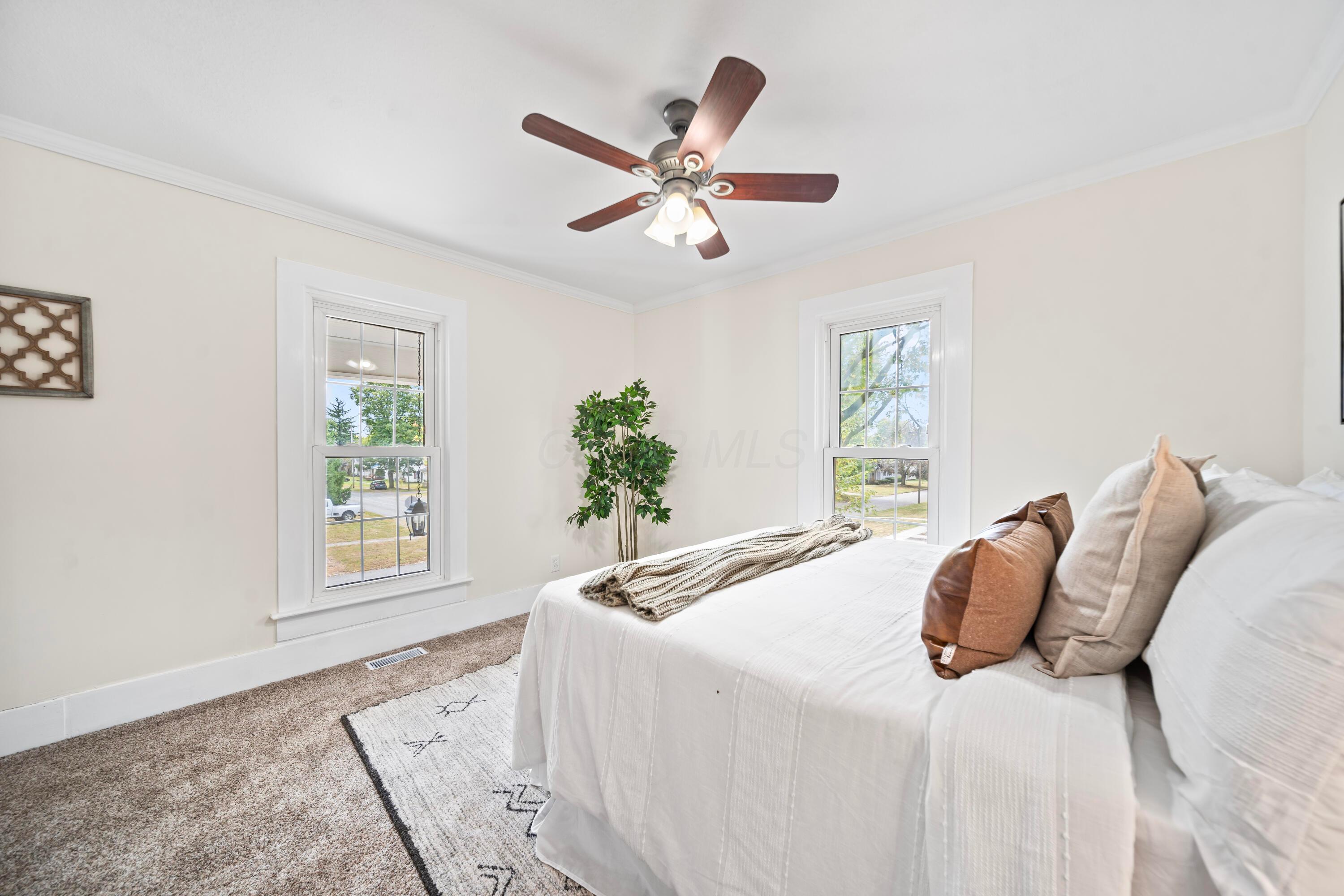24 W Bomford Street