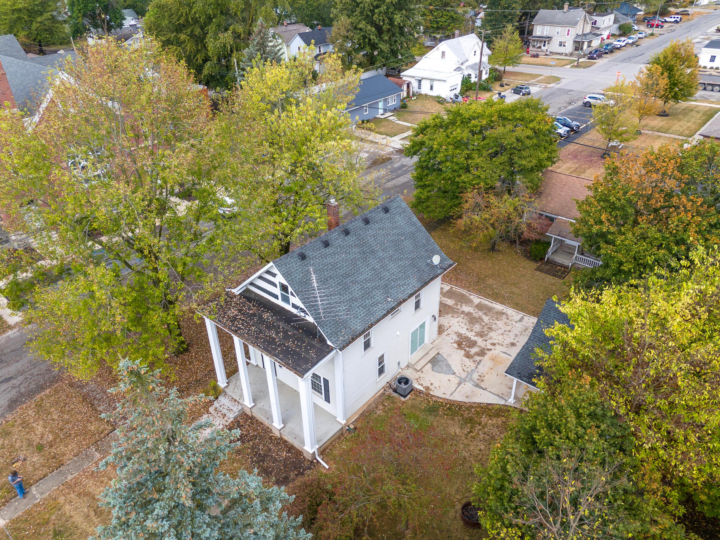24 W Bomford Street