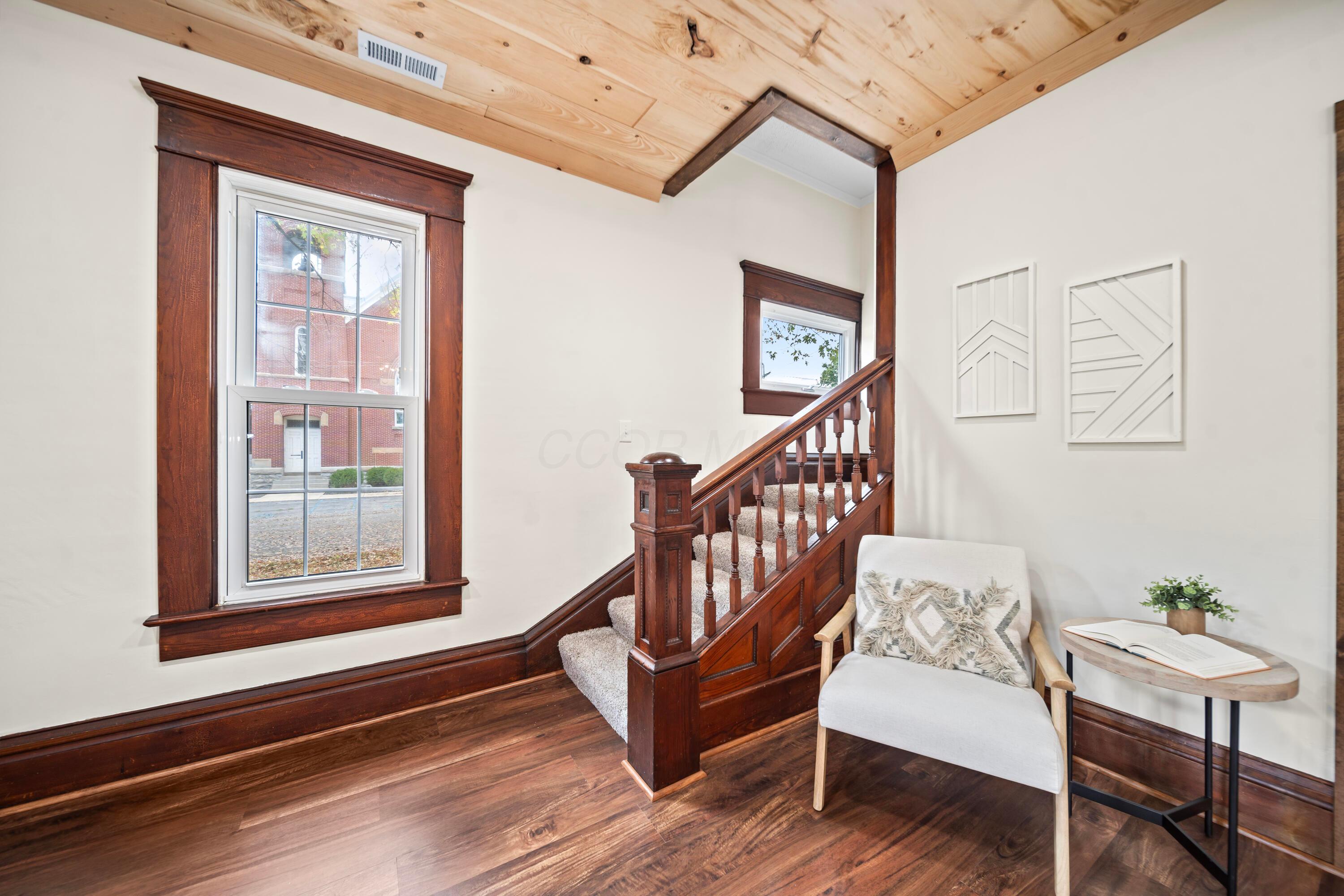 24 W Bomford Street