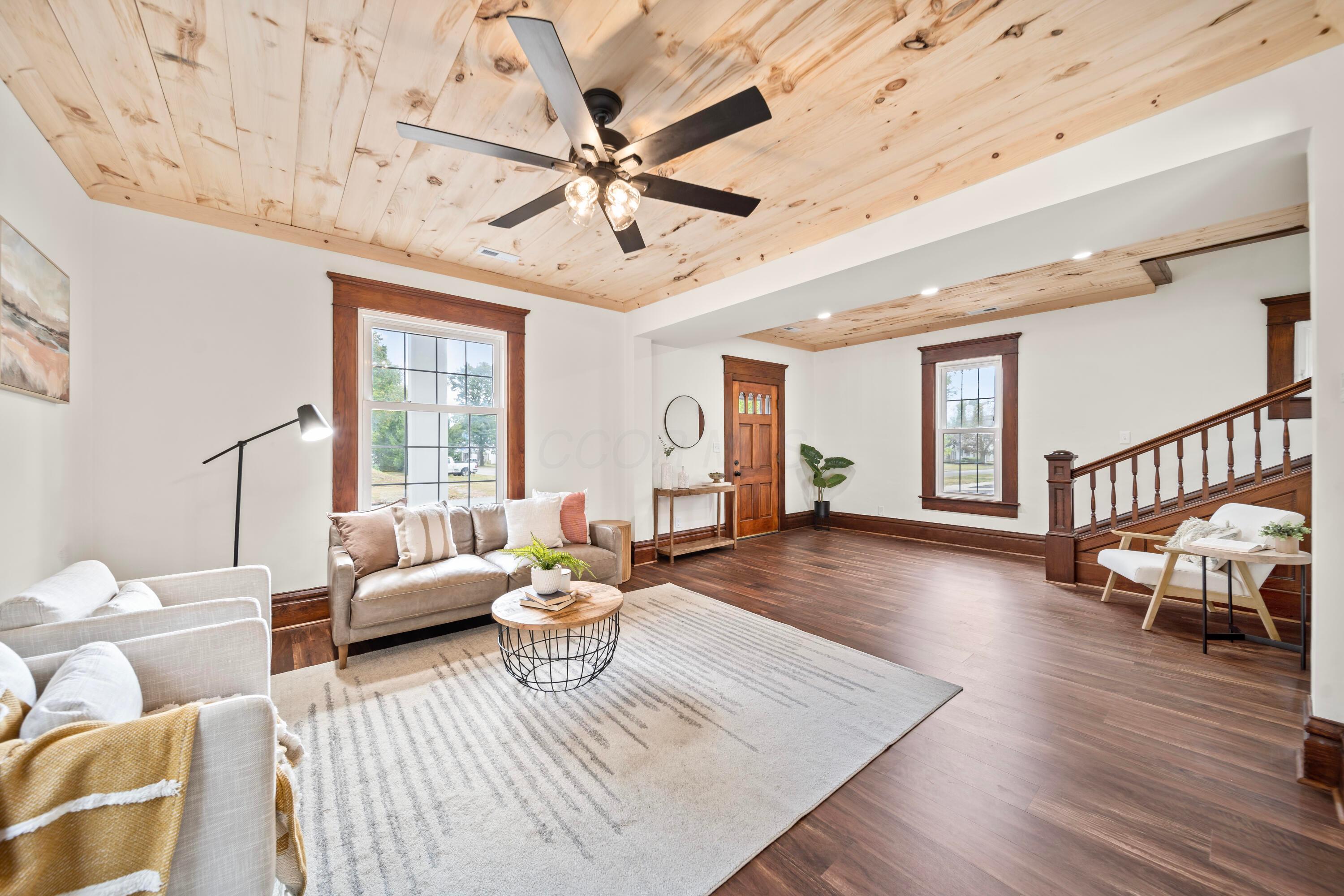 24 W Bomford Street