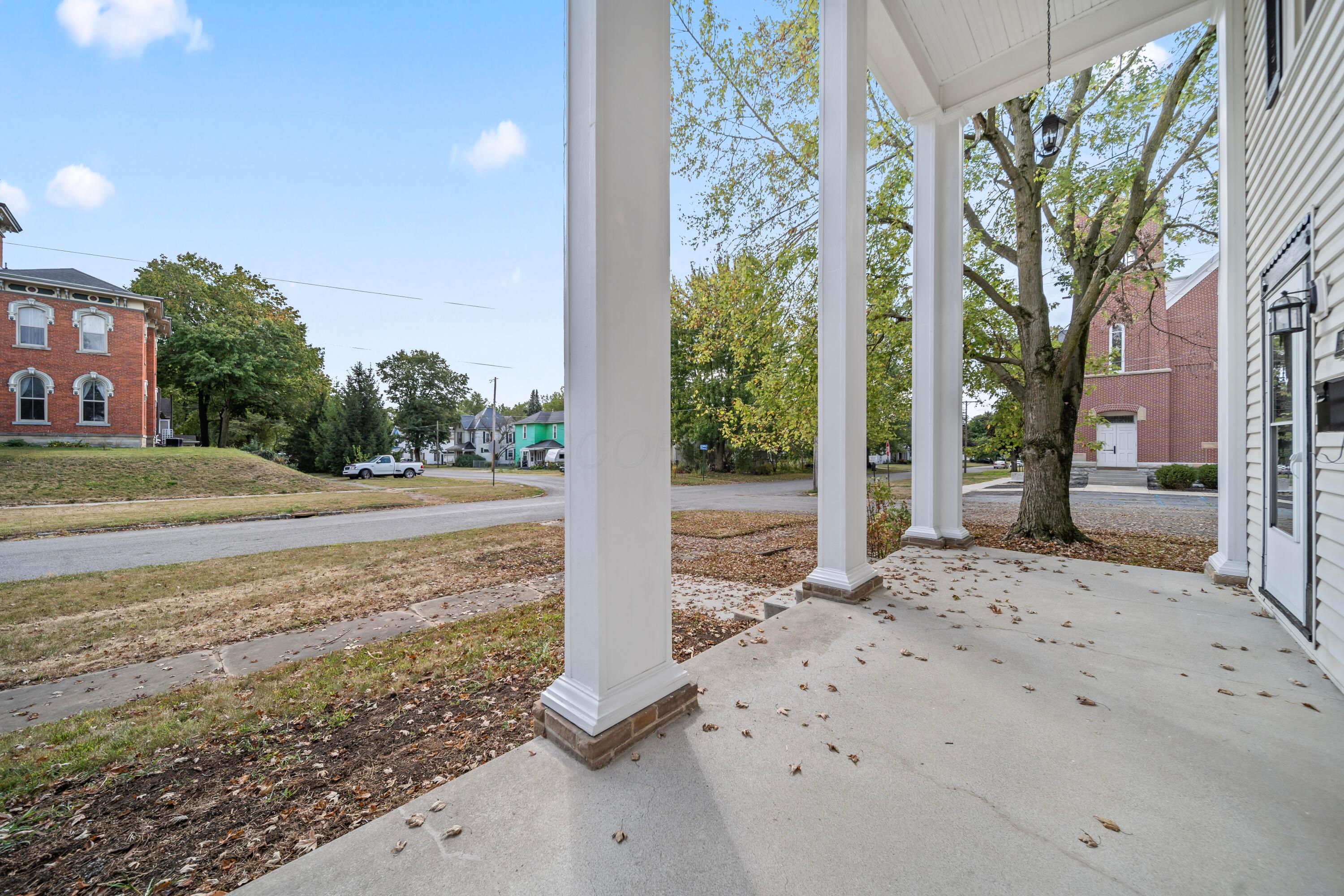 24 W Bomford Street