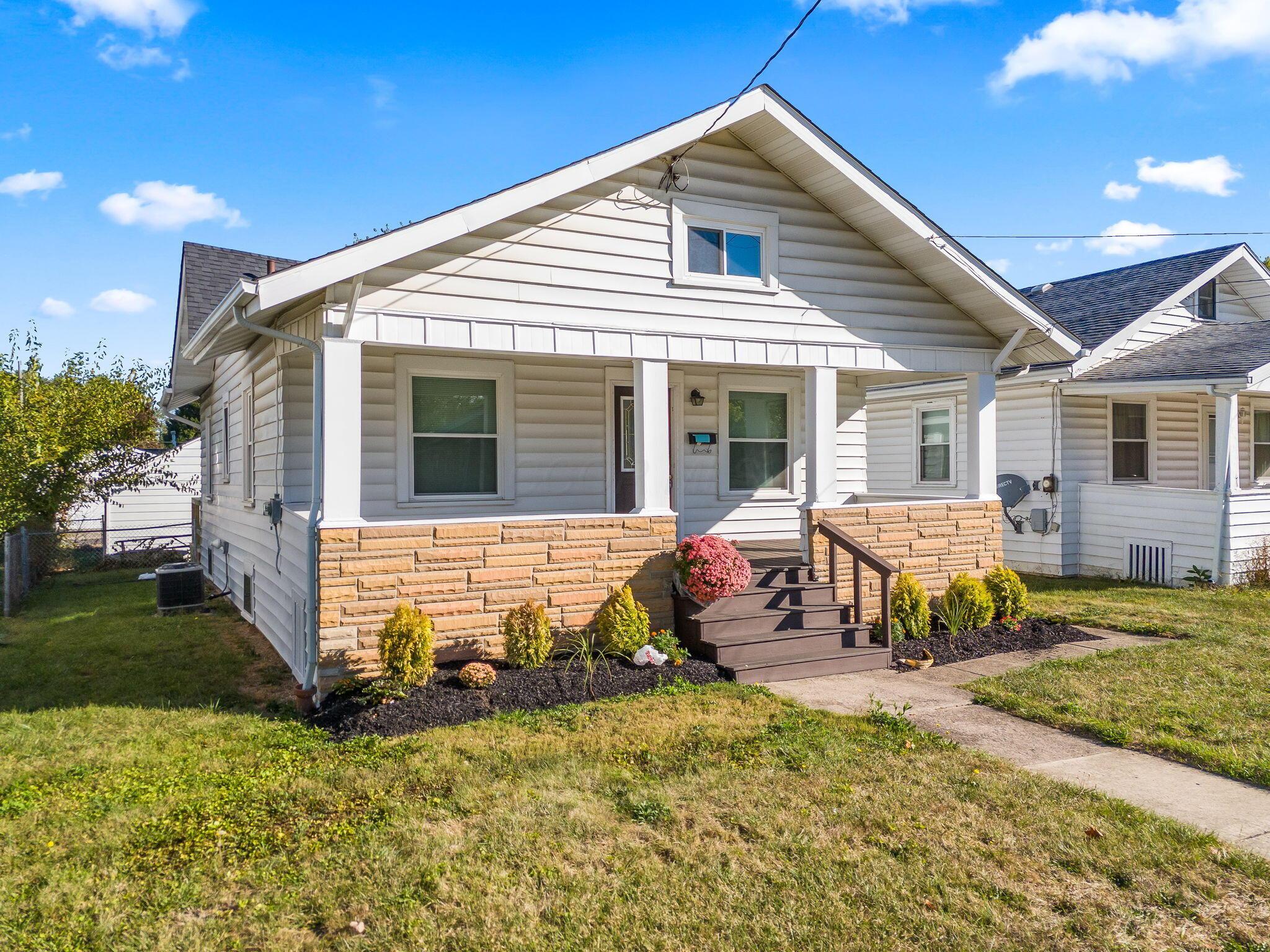 824 Oak Grove Avenue