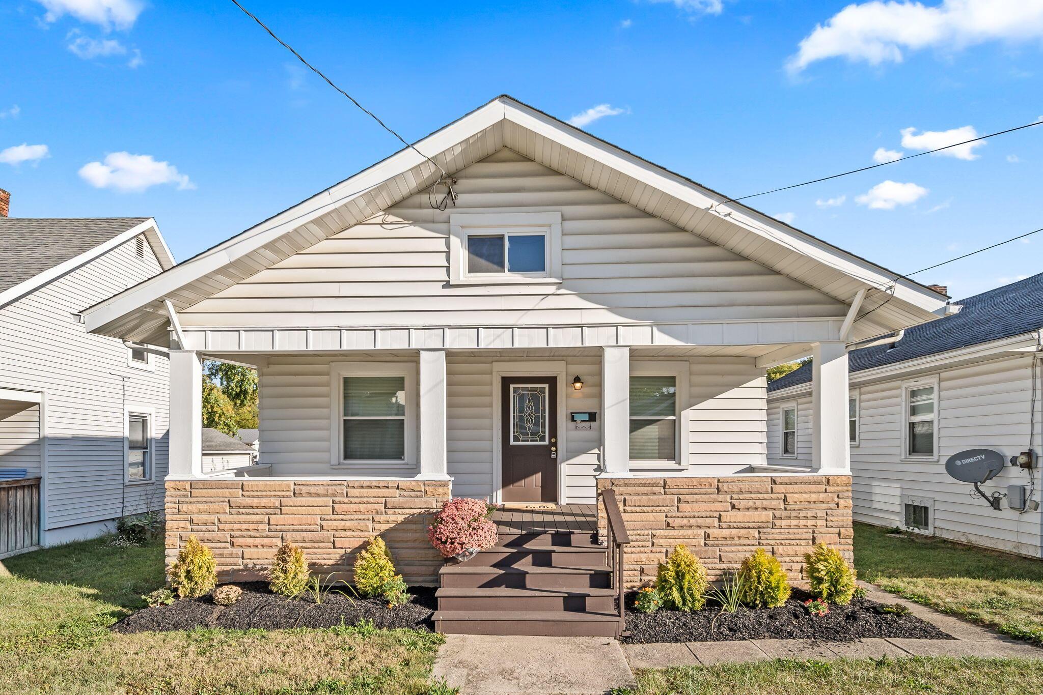 824 Oak Grove Avenue