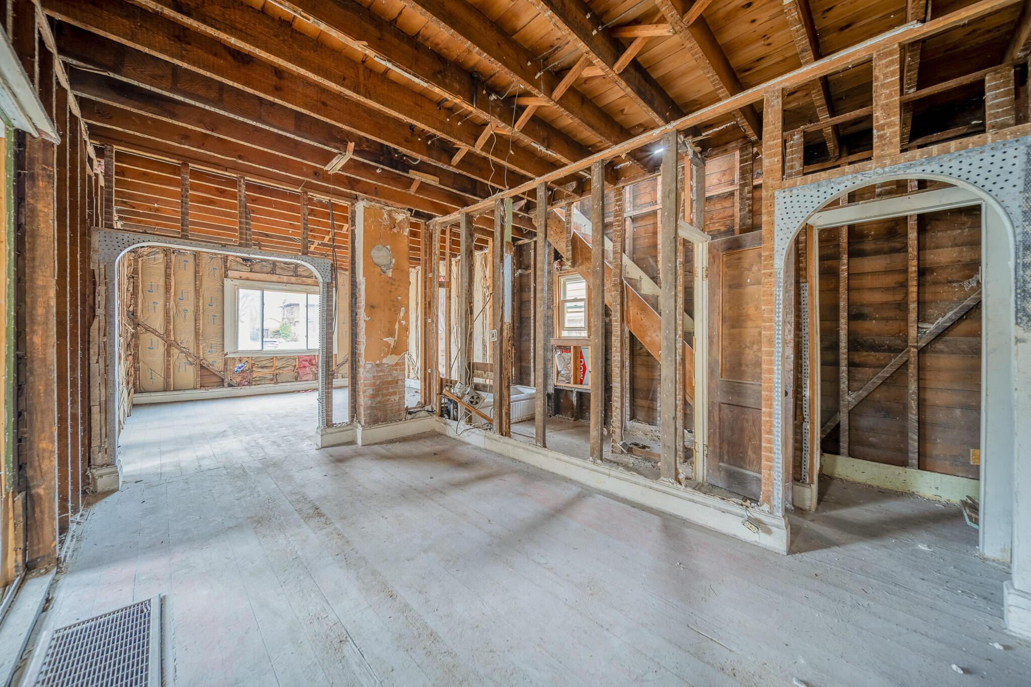 354 Bellefontaine Avenue