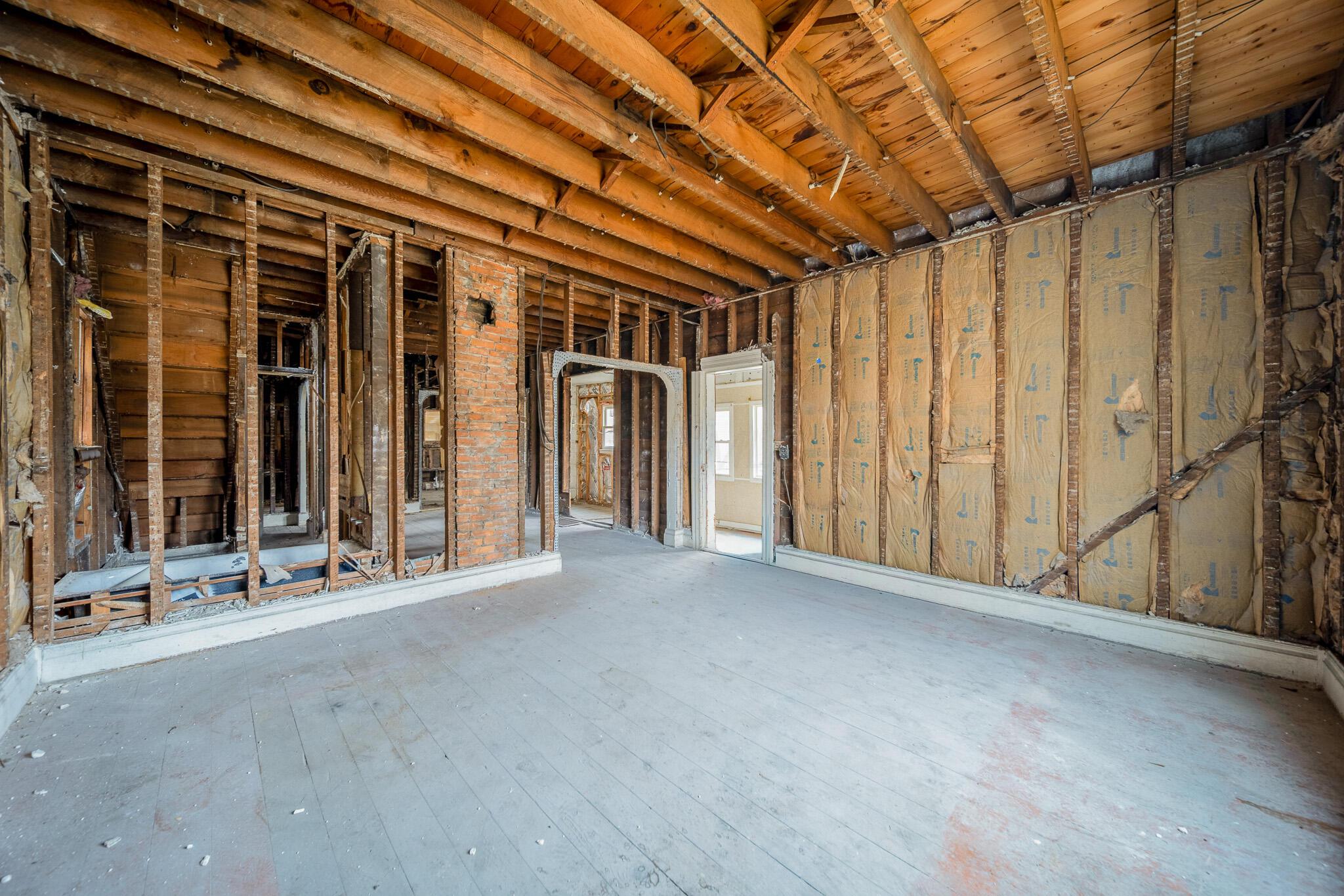 354 Bellefontaine Avenue