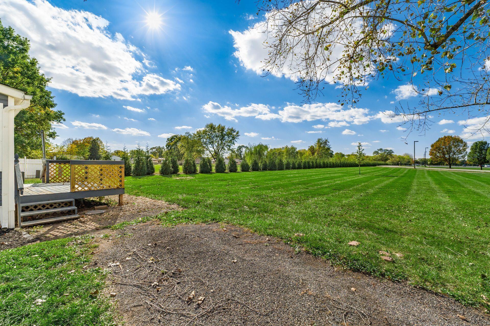 2185 Maureen Boulevard S