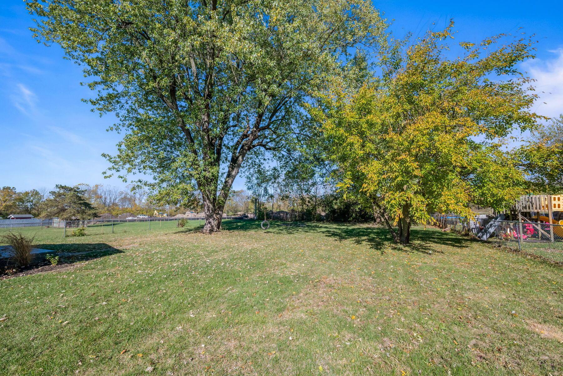 950 Oak Grove Avenue