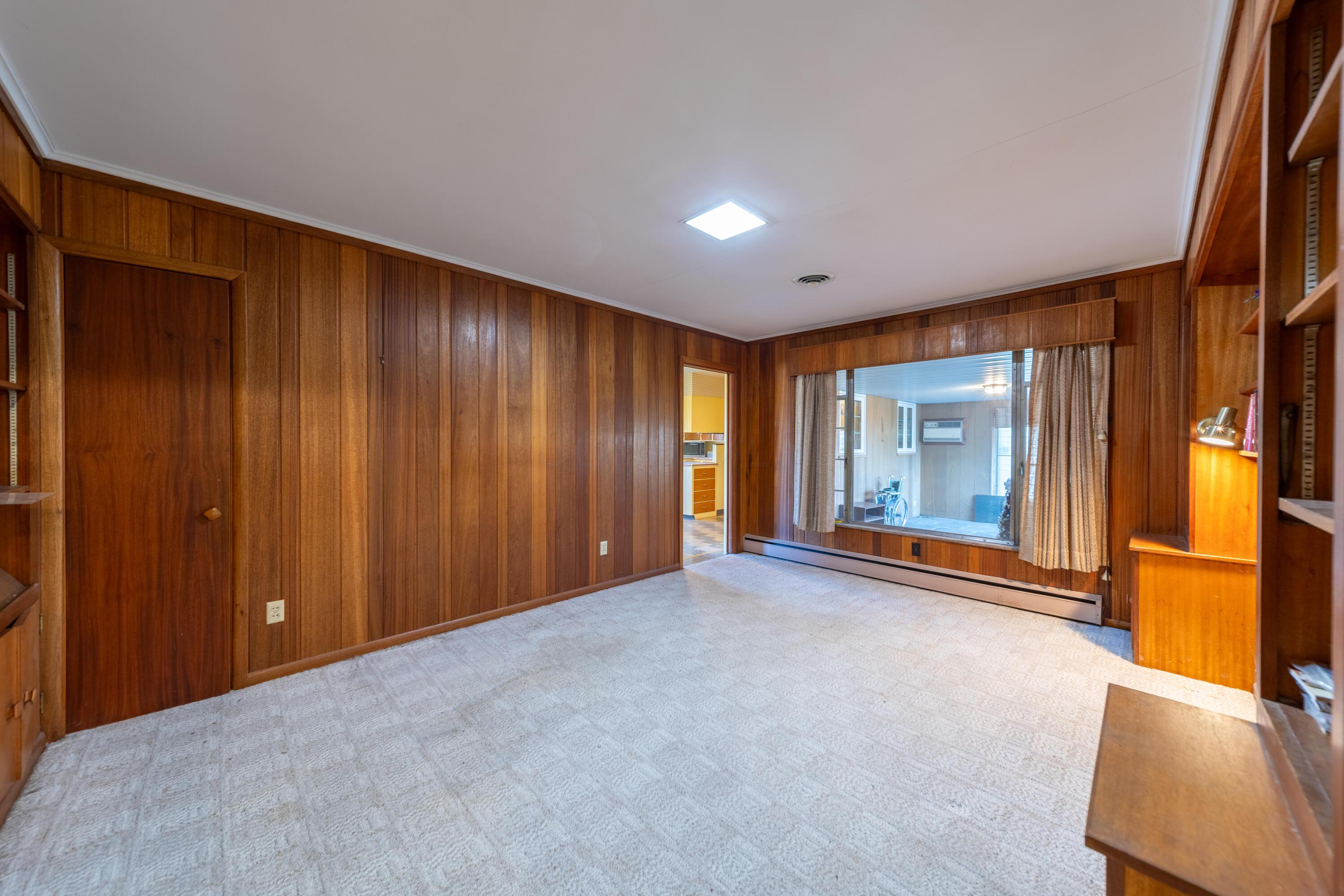 654 Vernon Heights Boulevard