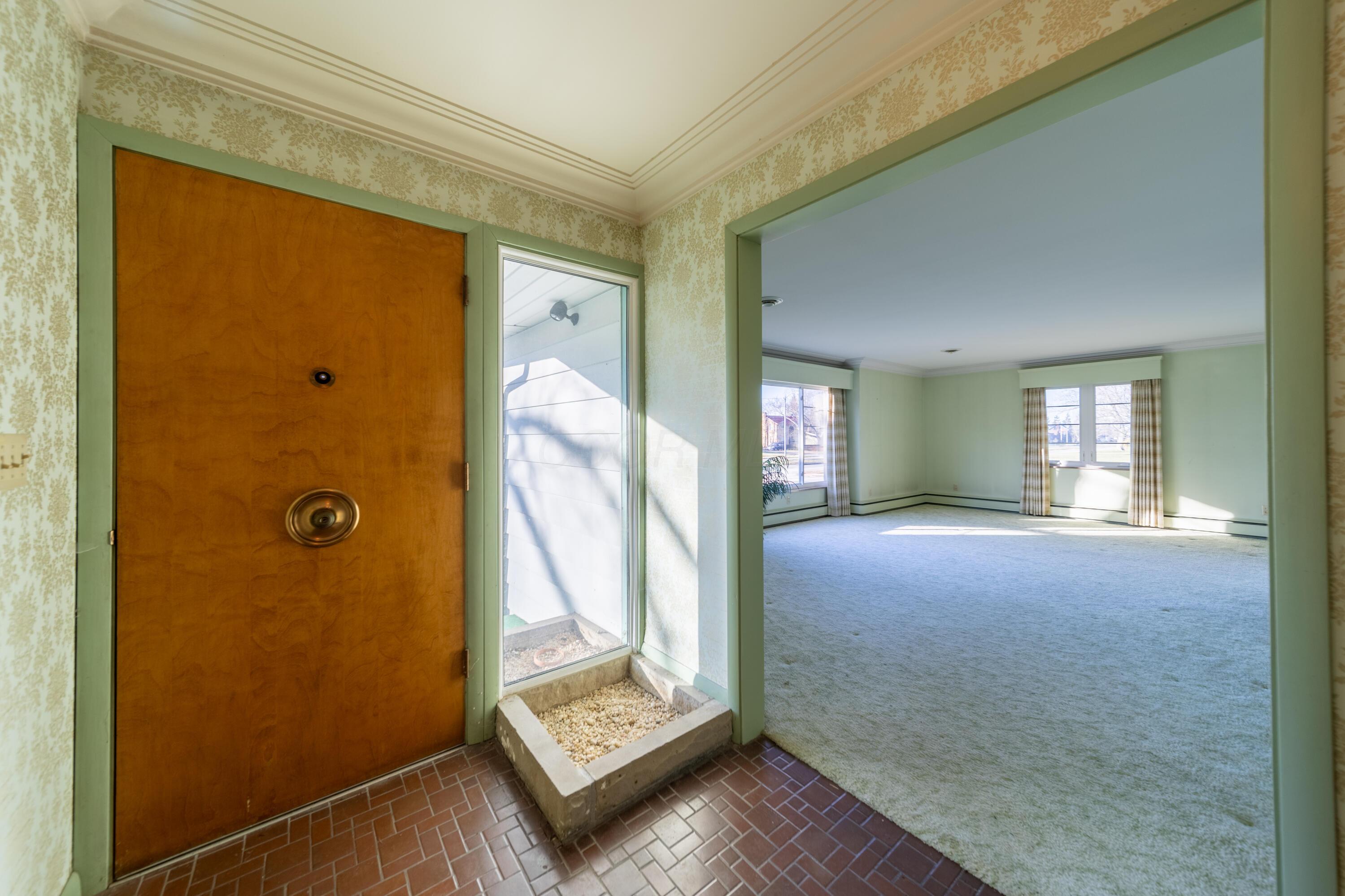 654 Vernon Heights Boulevard