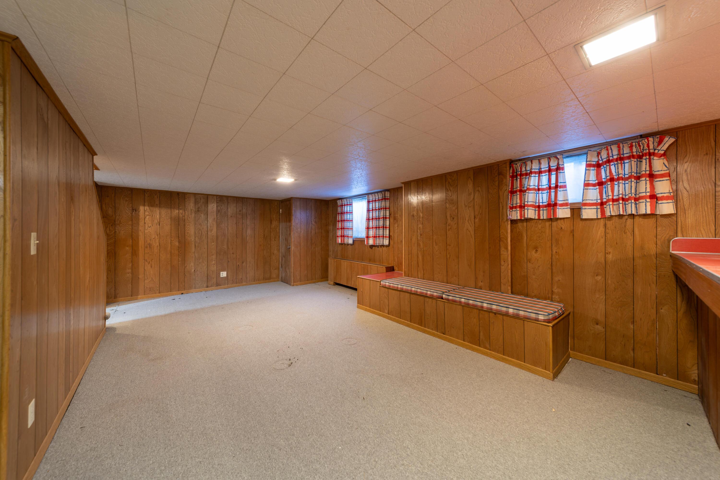 654 Vernon Heights Boulevard