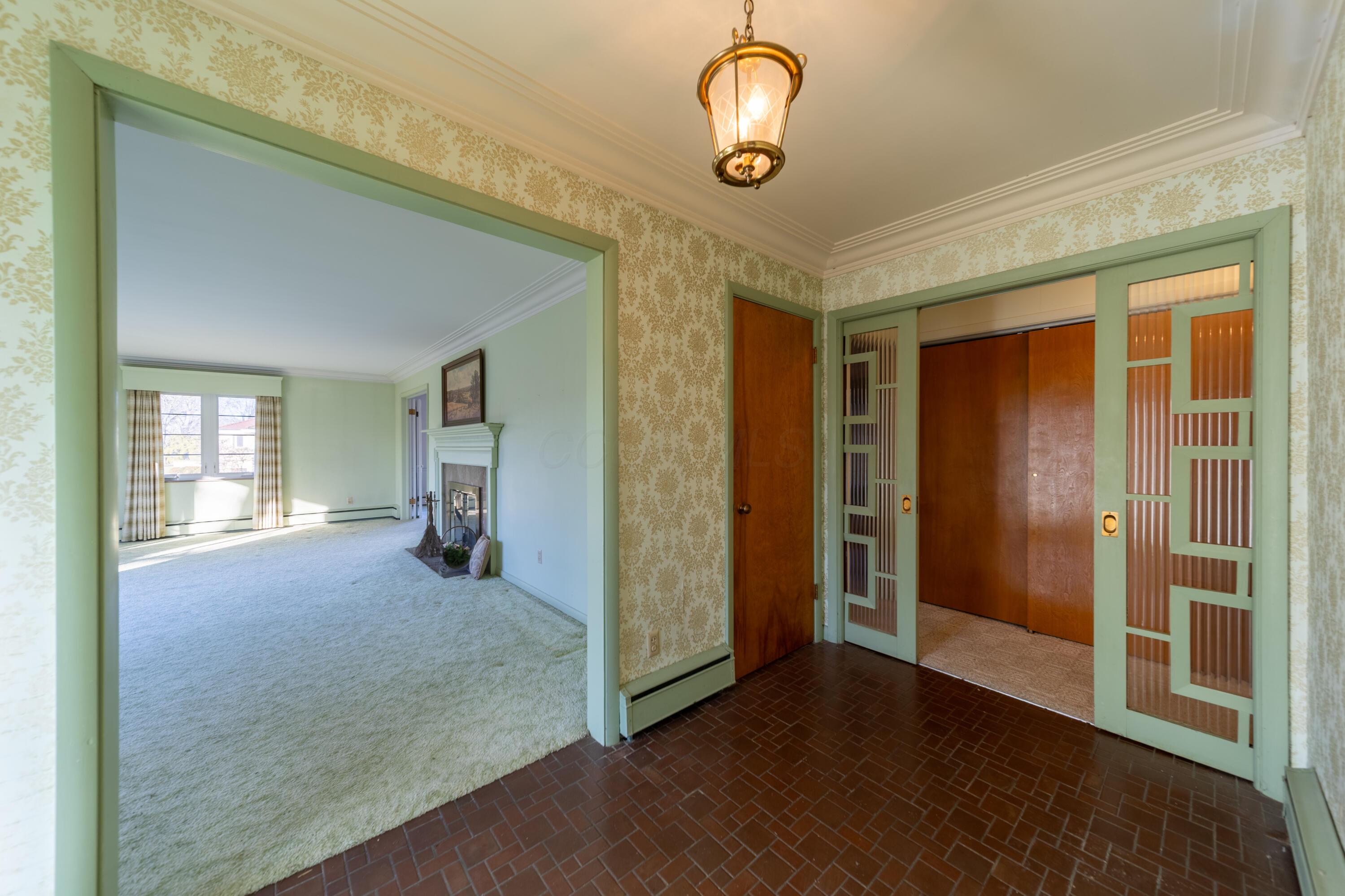 654 Vernon Heights Boulevard