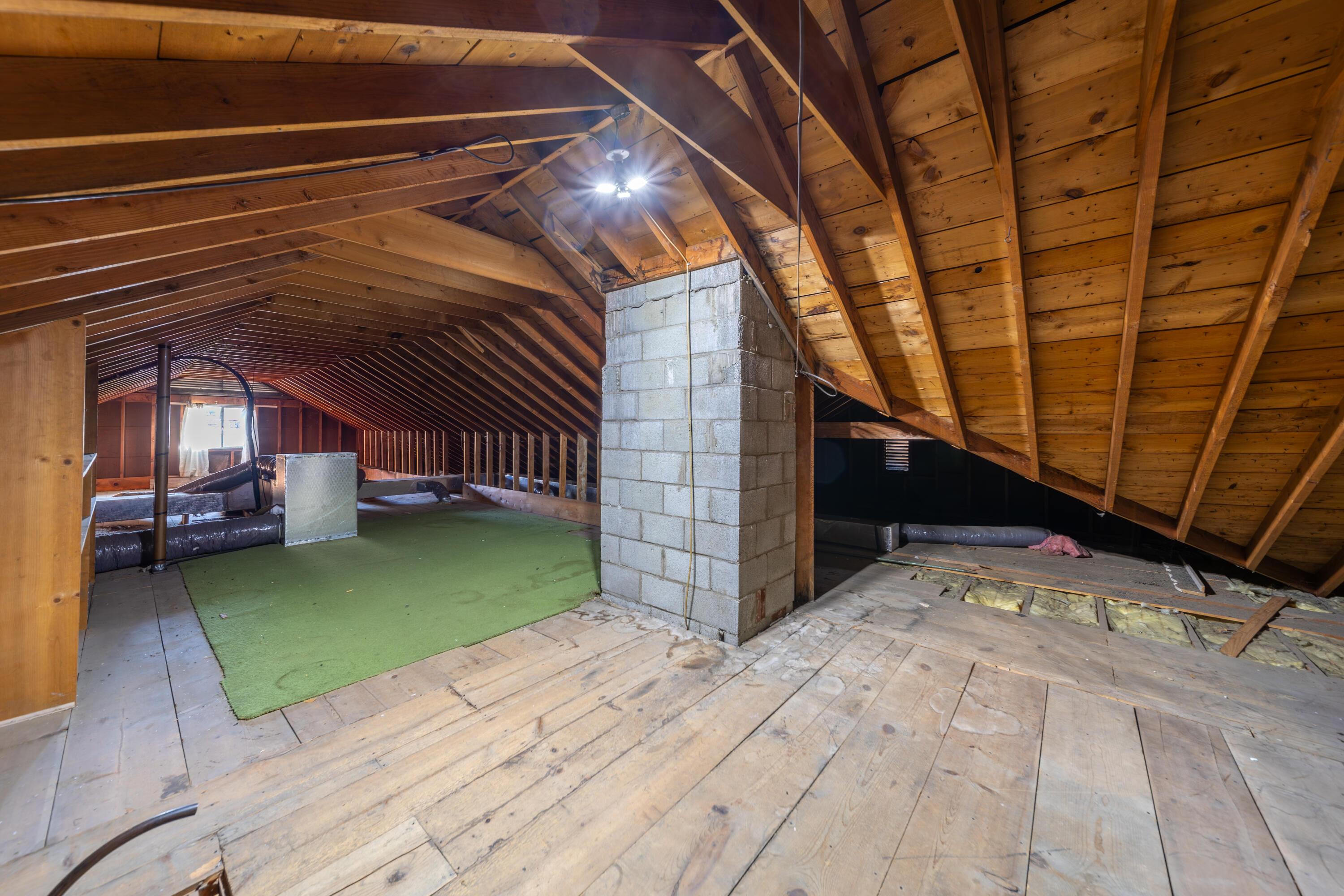 654 Vernon Heights Boulevard