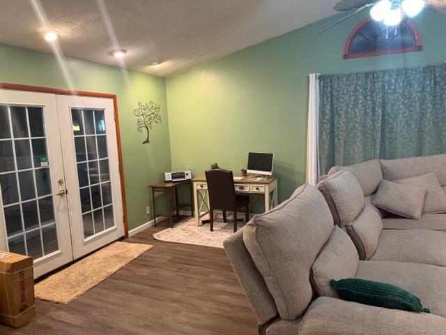 4926 Meadowbrook Drive