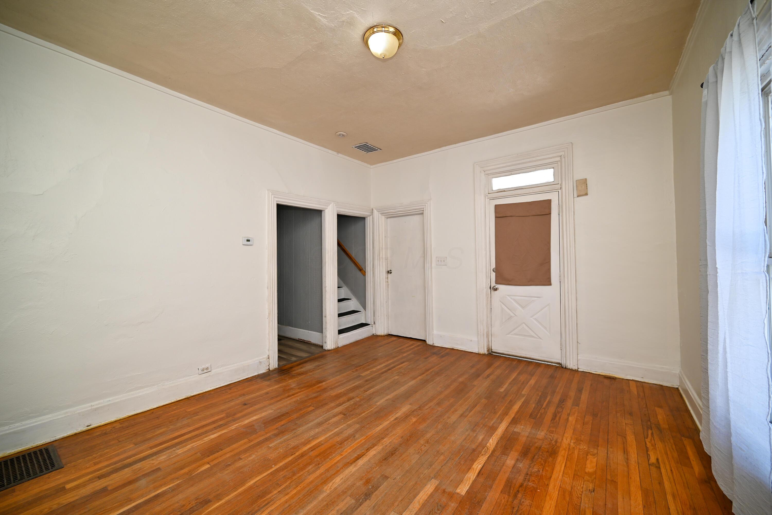 126 W Washington Avenue