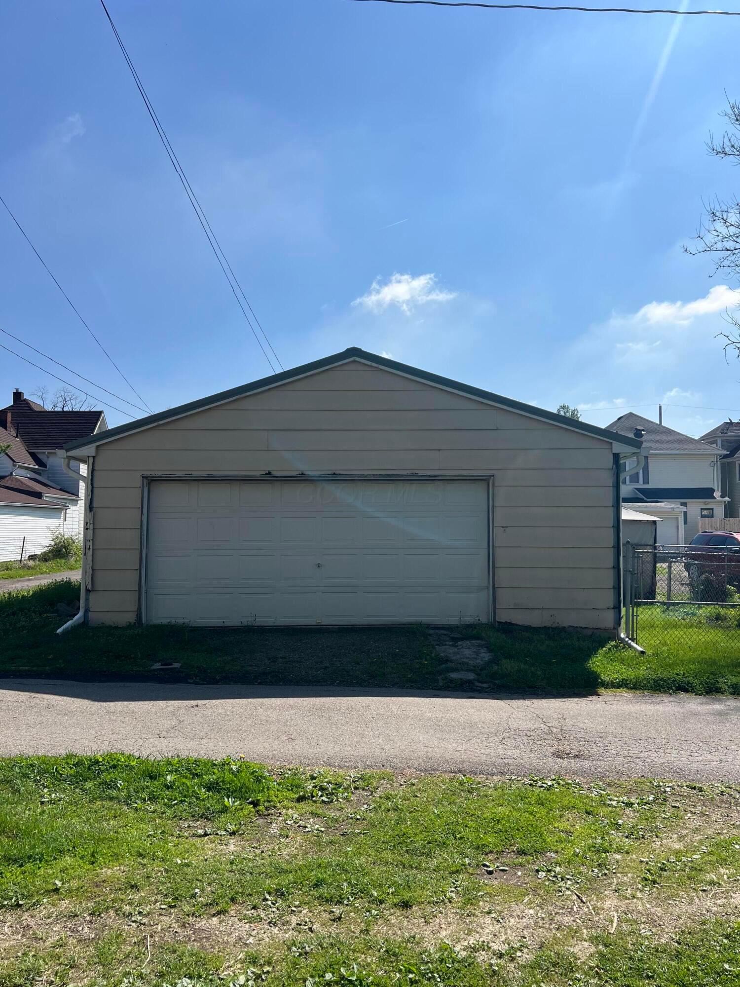 126 W Washington Avenue