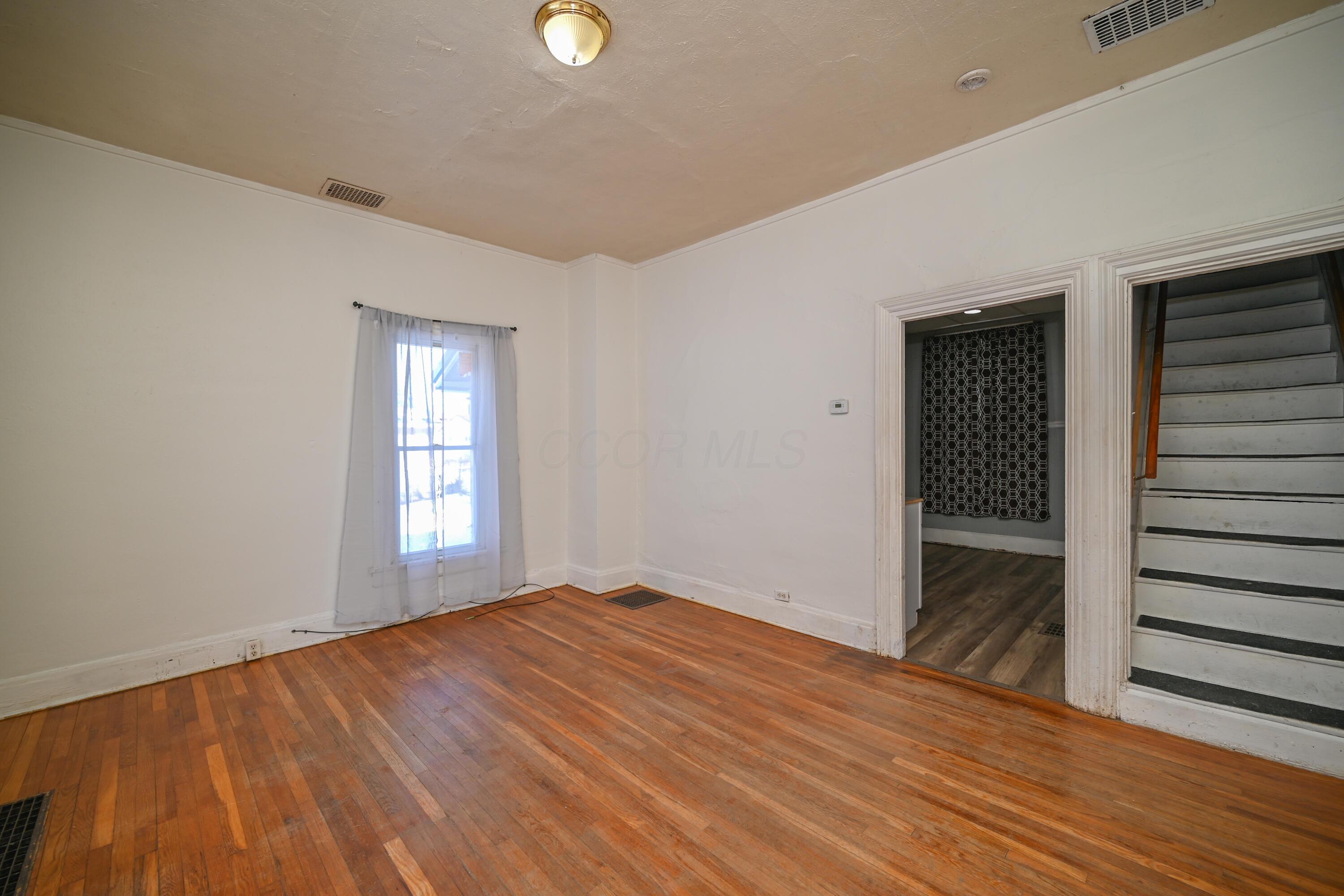 126 W Washington Avenue