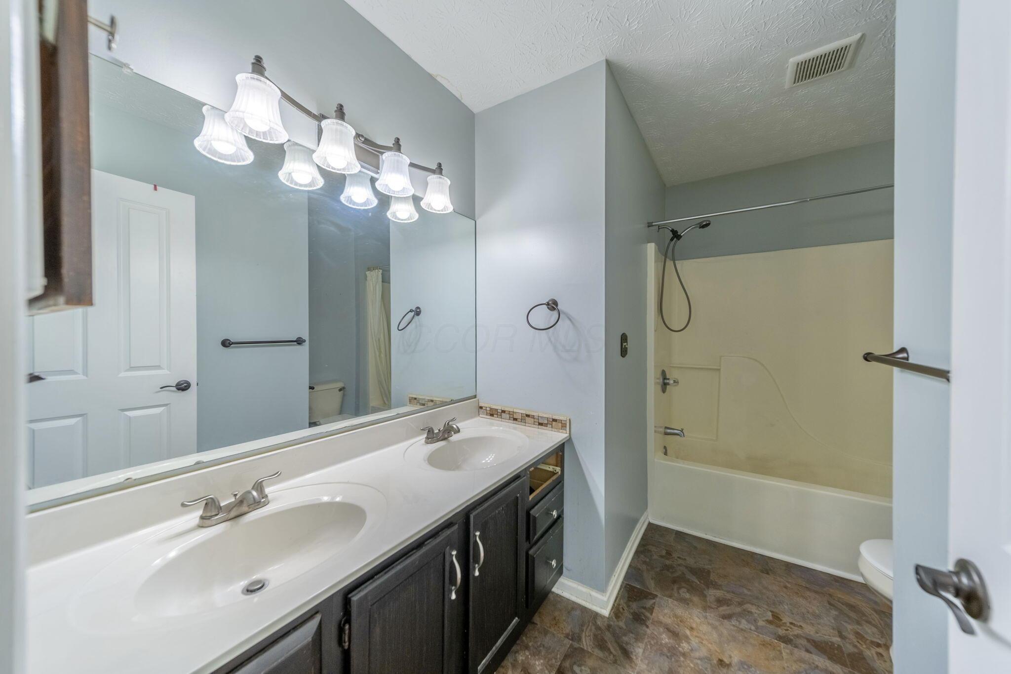 846 Executive Boulevard