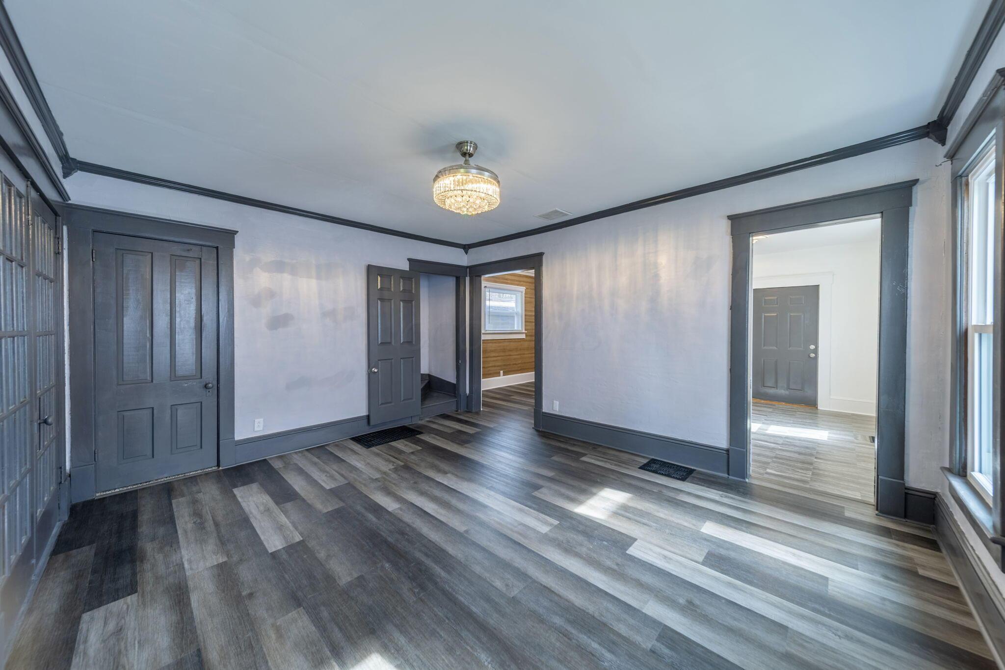 305 Fairview Avenue