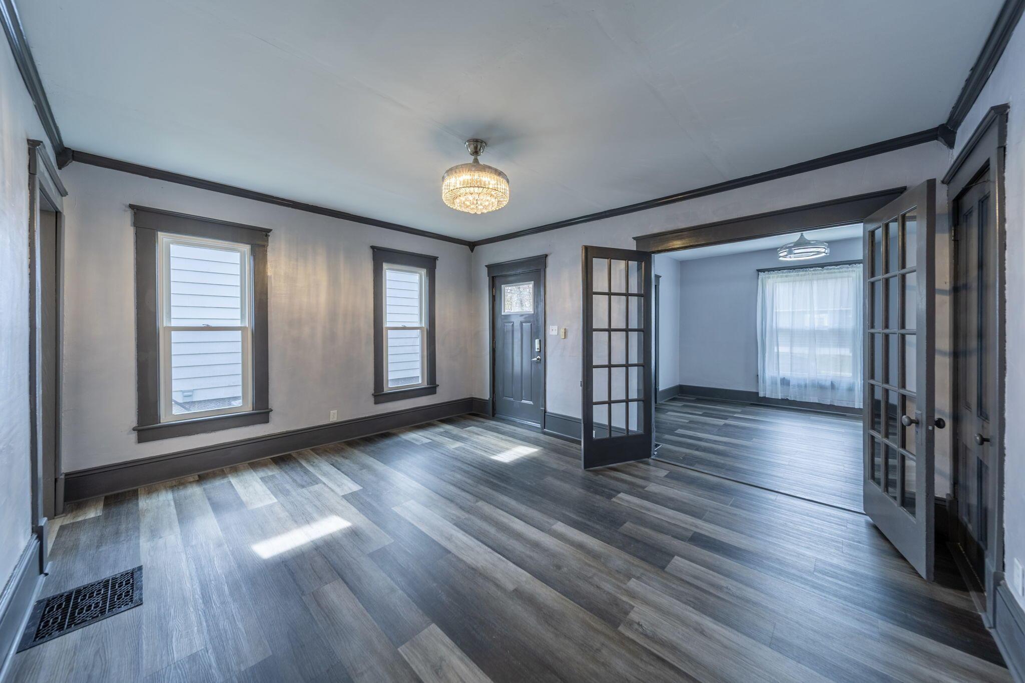 305 Fairview Avenue
