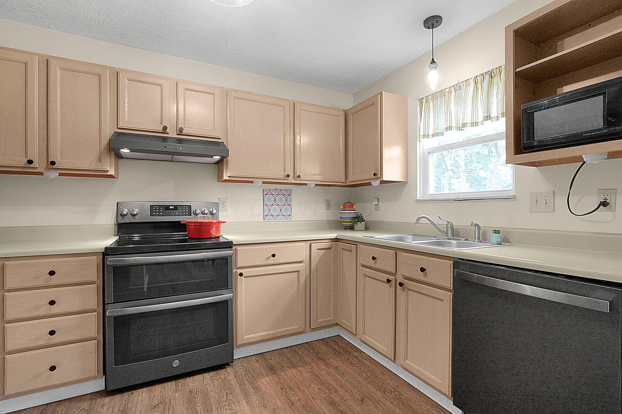 27 Barrhill Drive