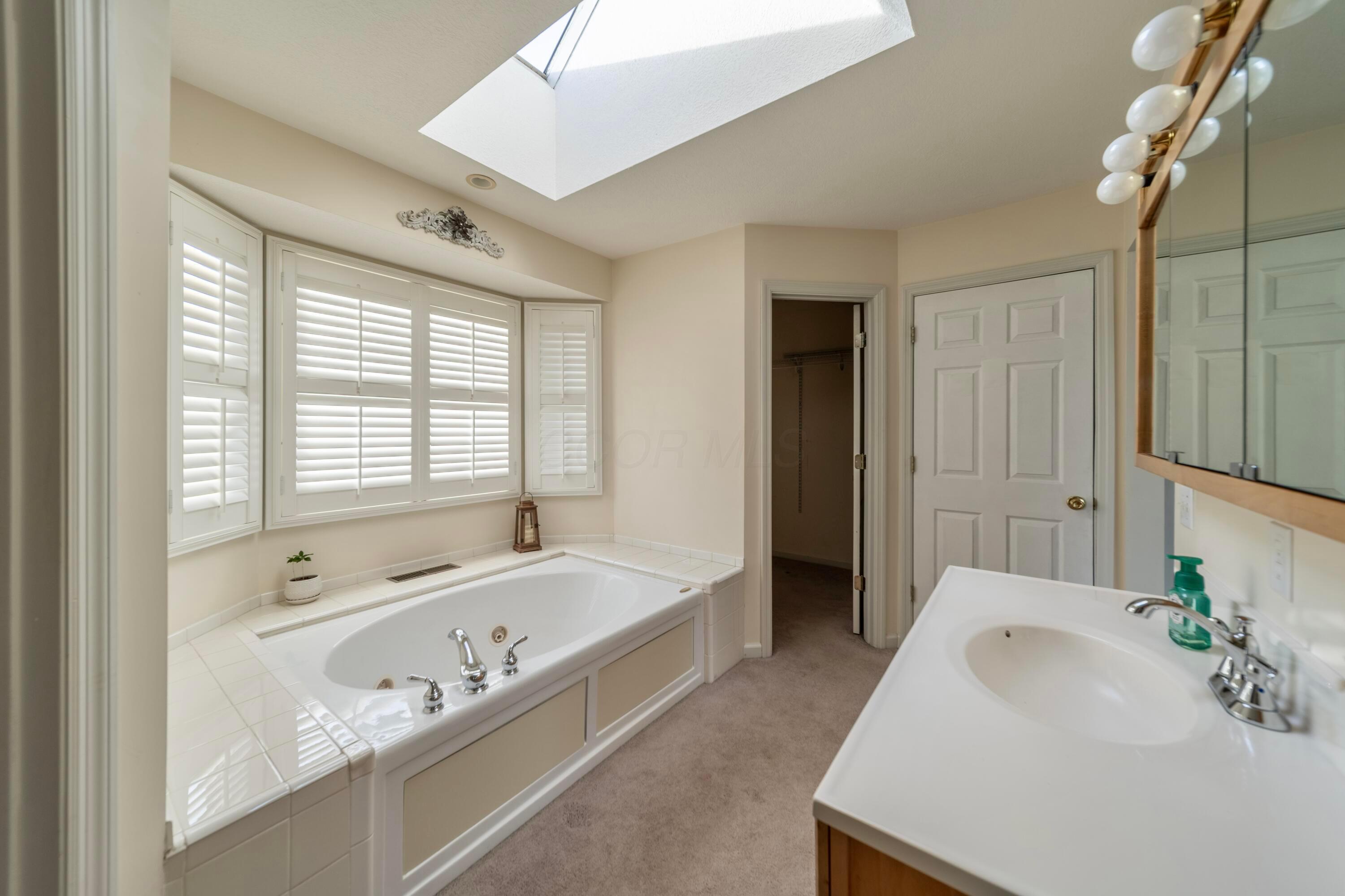 1279 Somerlot Hoffman Road W