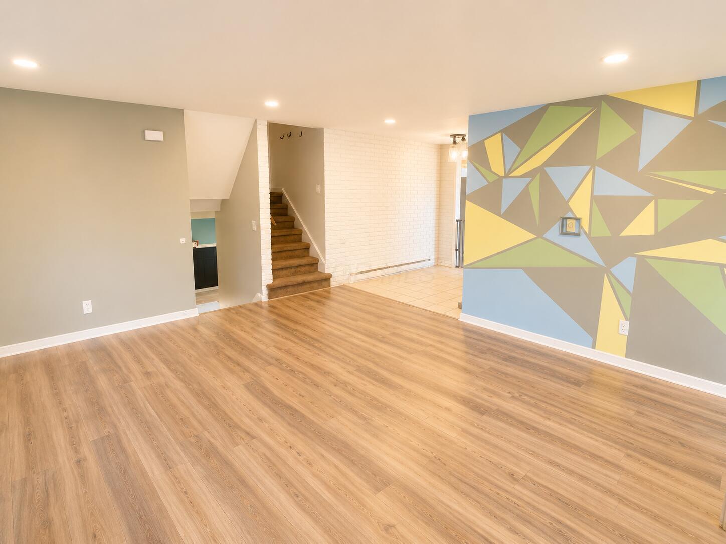 1315 S Walnut Street