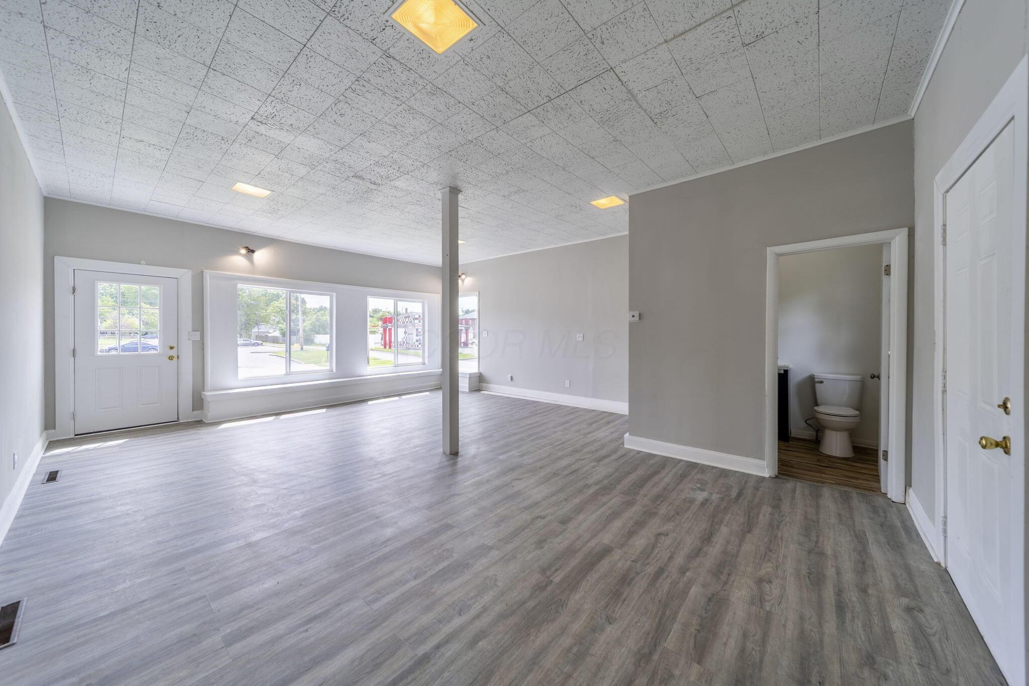 435 N Main, 437